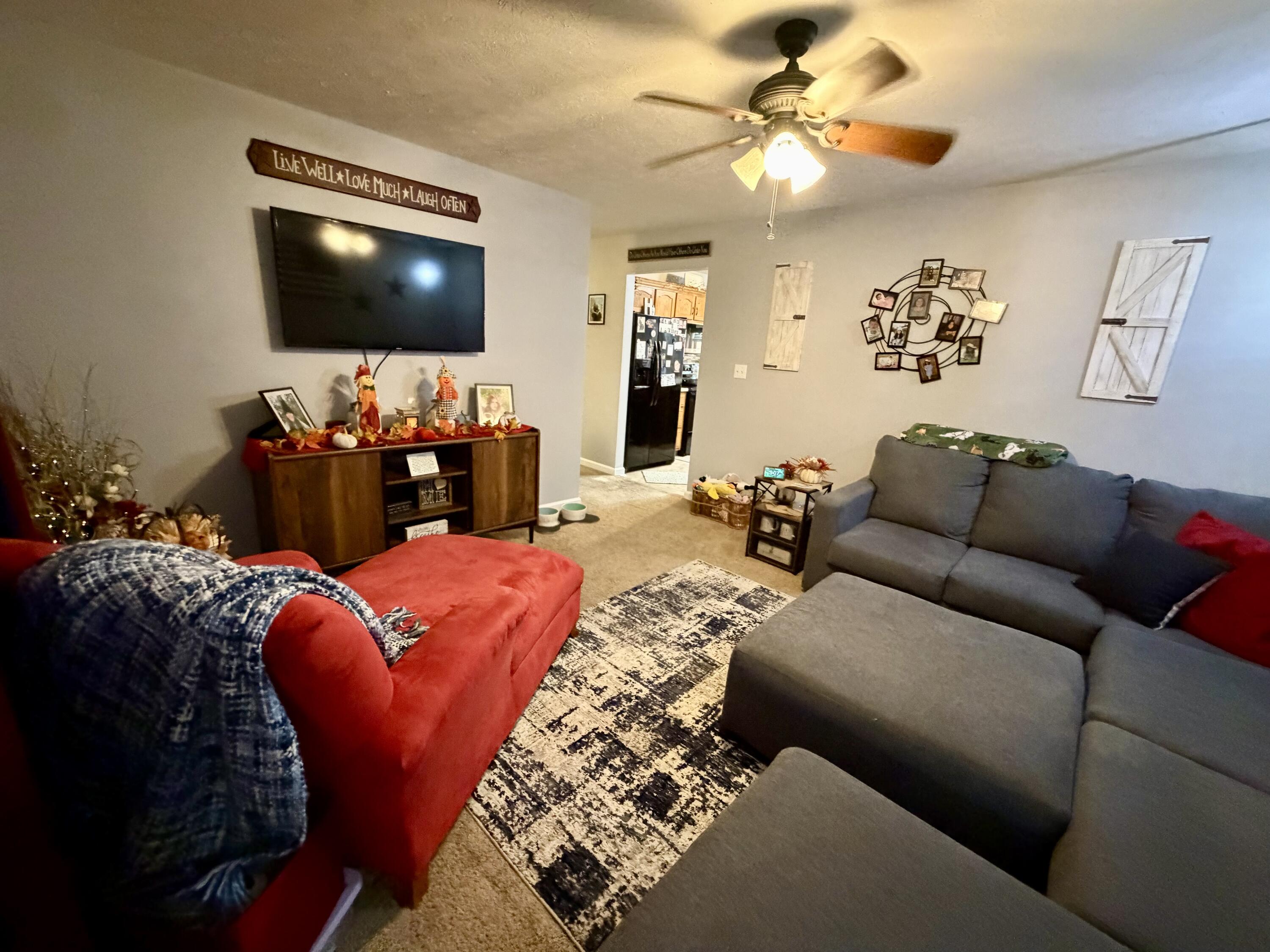 112 Logan Court Property Photo 8