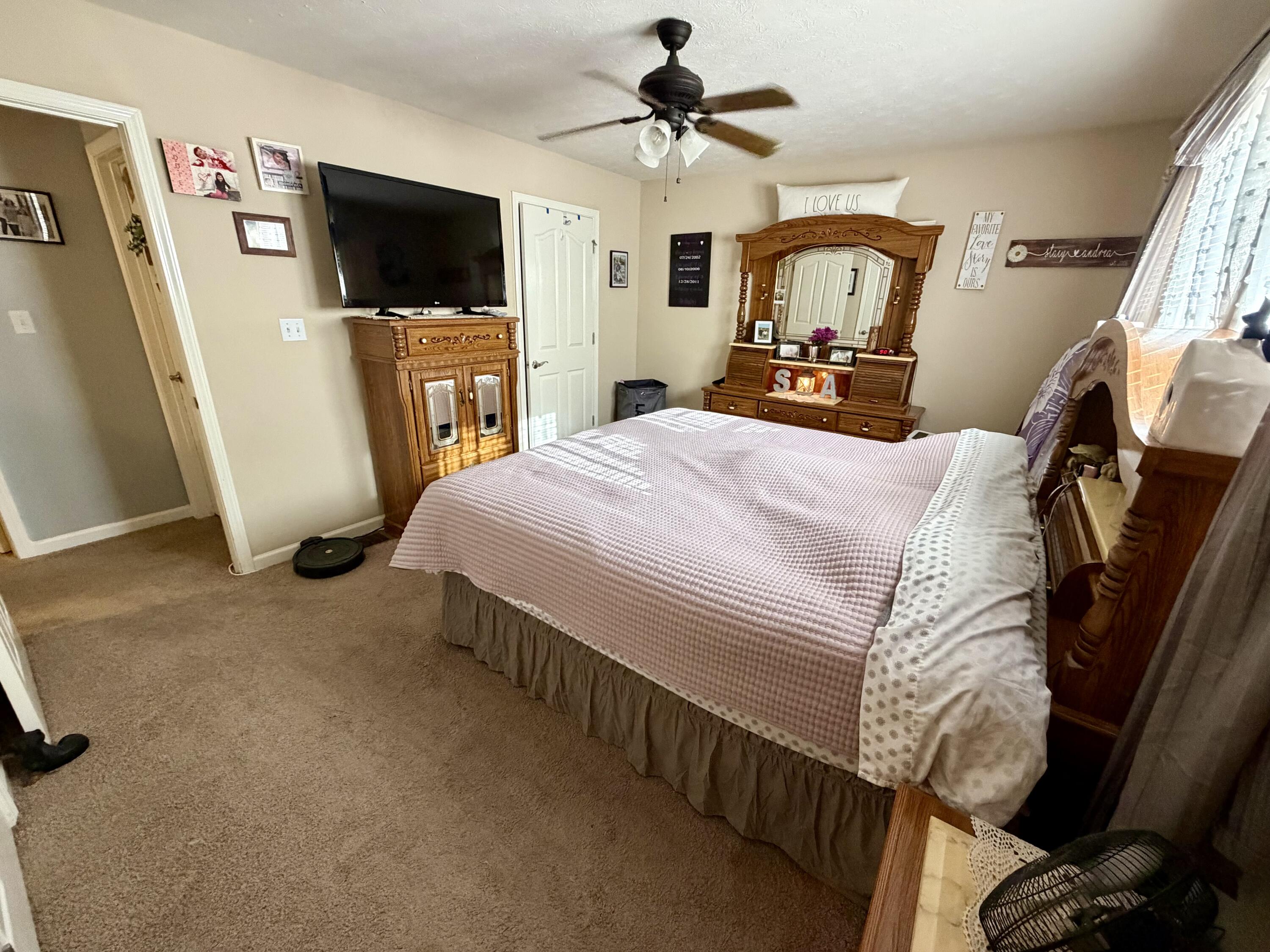 112 Logan Court Property Photo 14