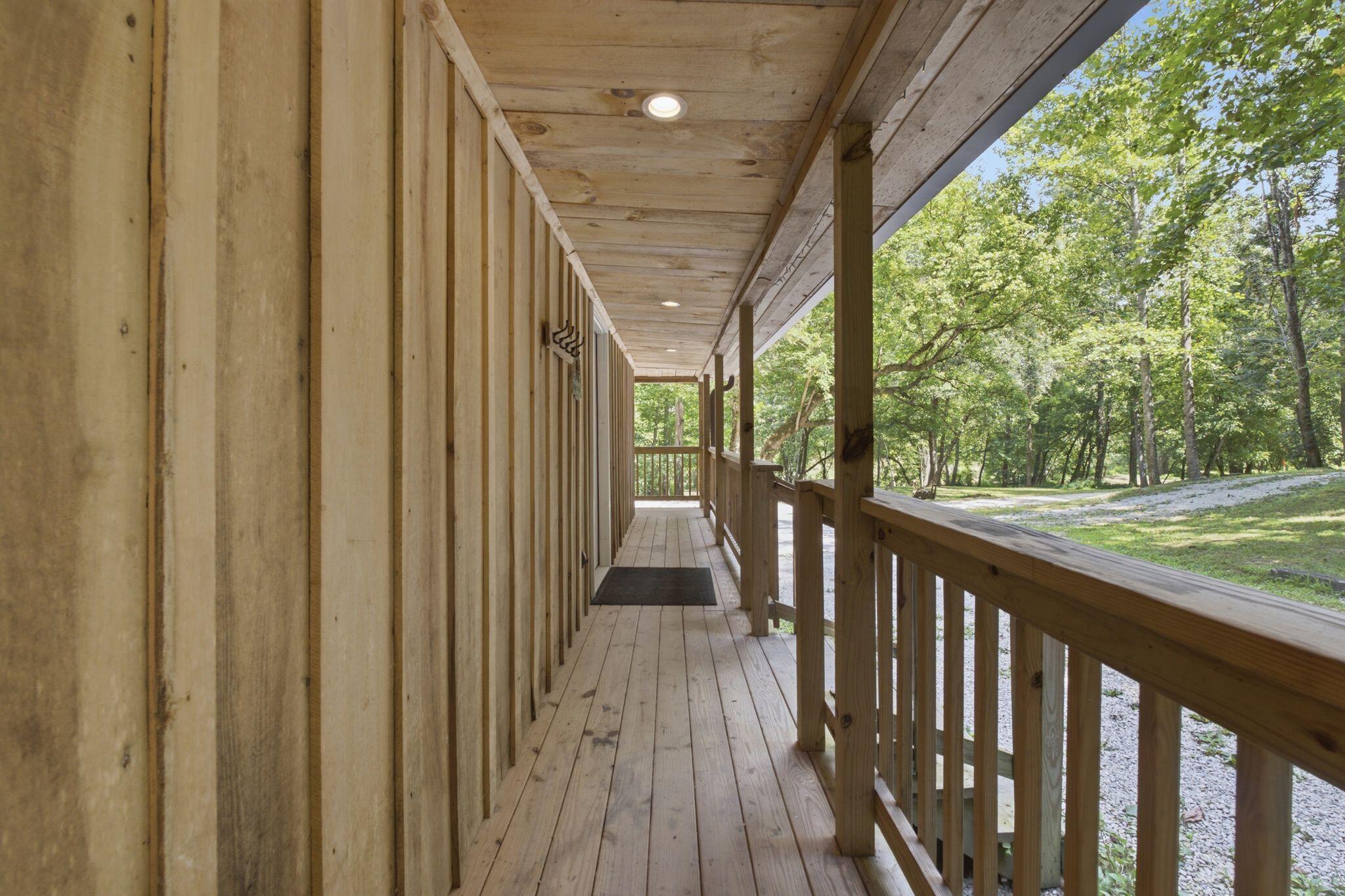 1922 Star Gap Road Property Photo 6