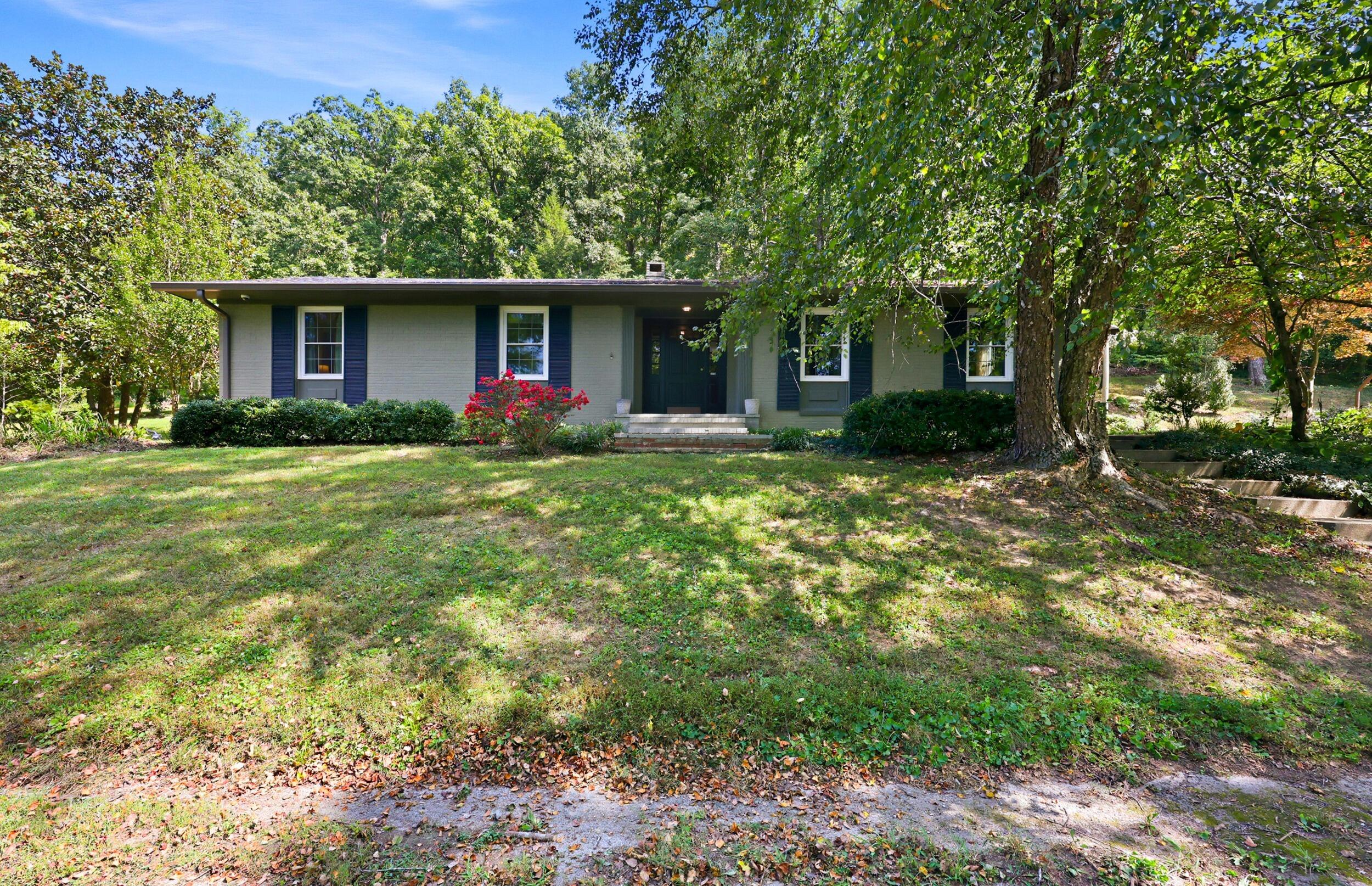 1457 S Wallace Wilkinson Boulevard Property Photo 2