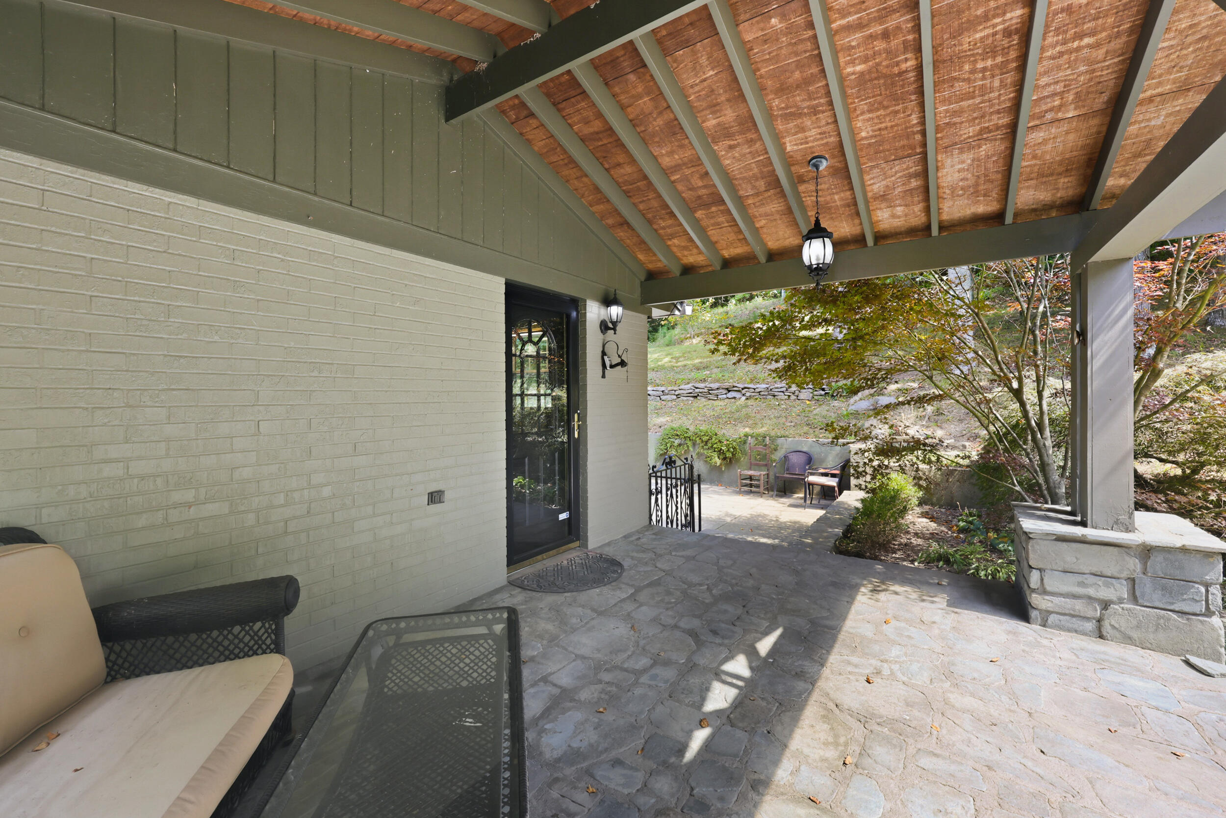 1457 S Wallace Wilkinson Boulevard Property Photo 9