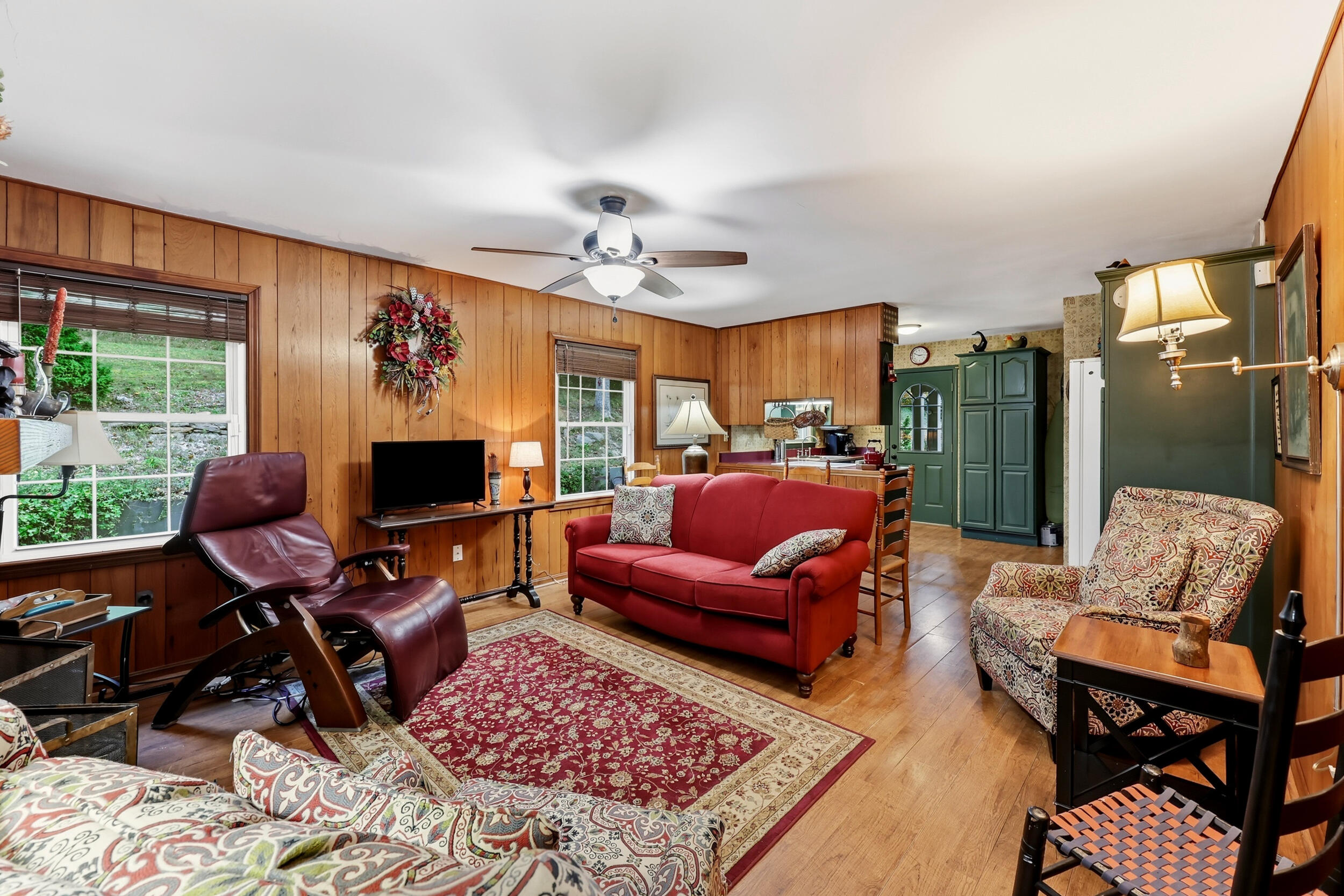 1457 S Wallace Wilkinson Boulevard Property Photo 15