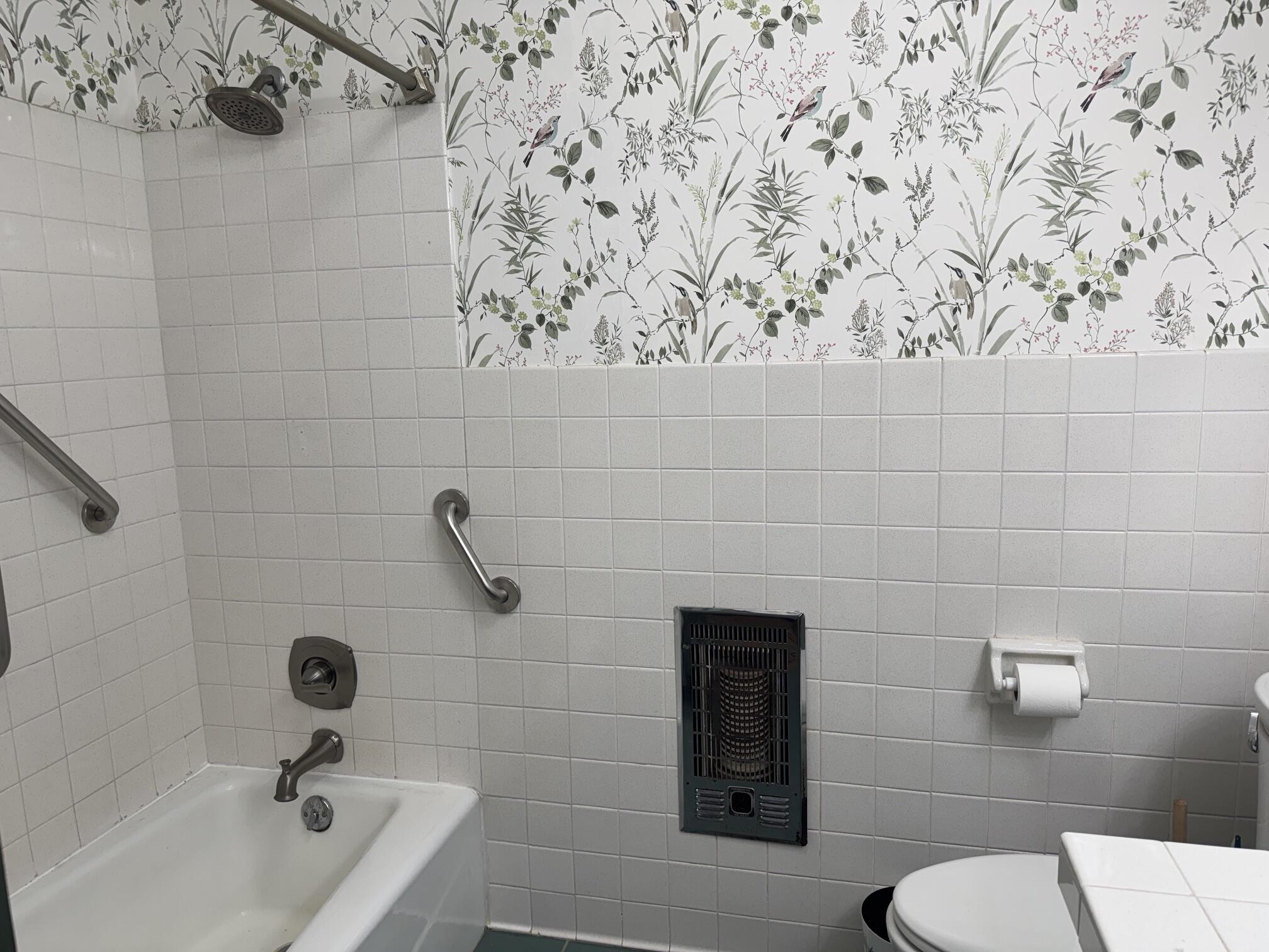 1457 S Wallace Wilkinson Boulevard Property Photo 21