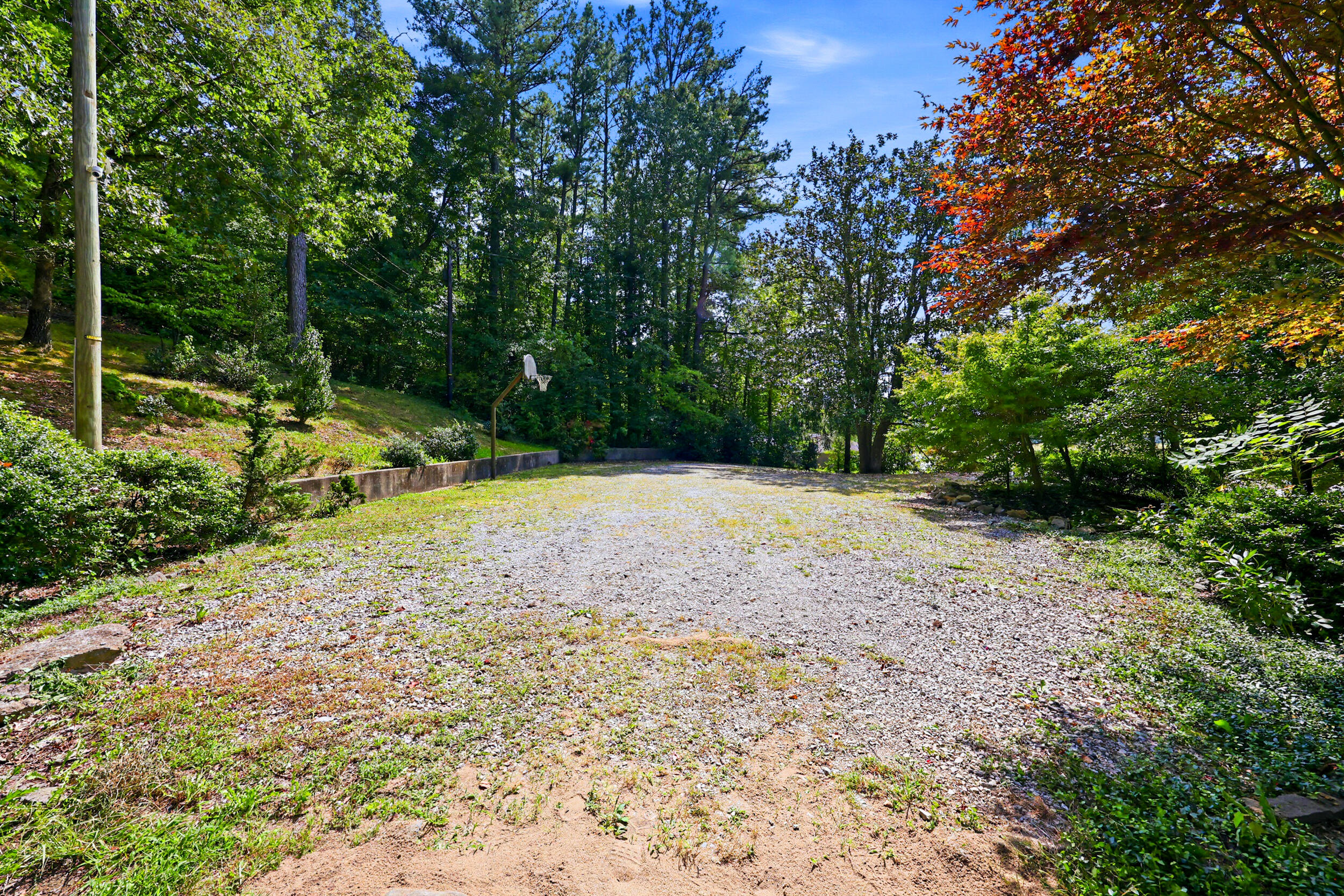 1457 S Wallace Wilkinson Boulevard Property Photo 40