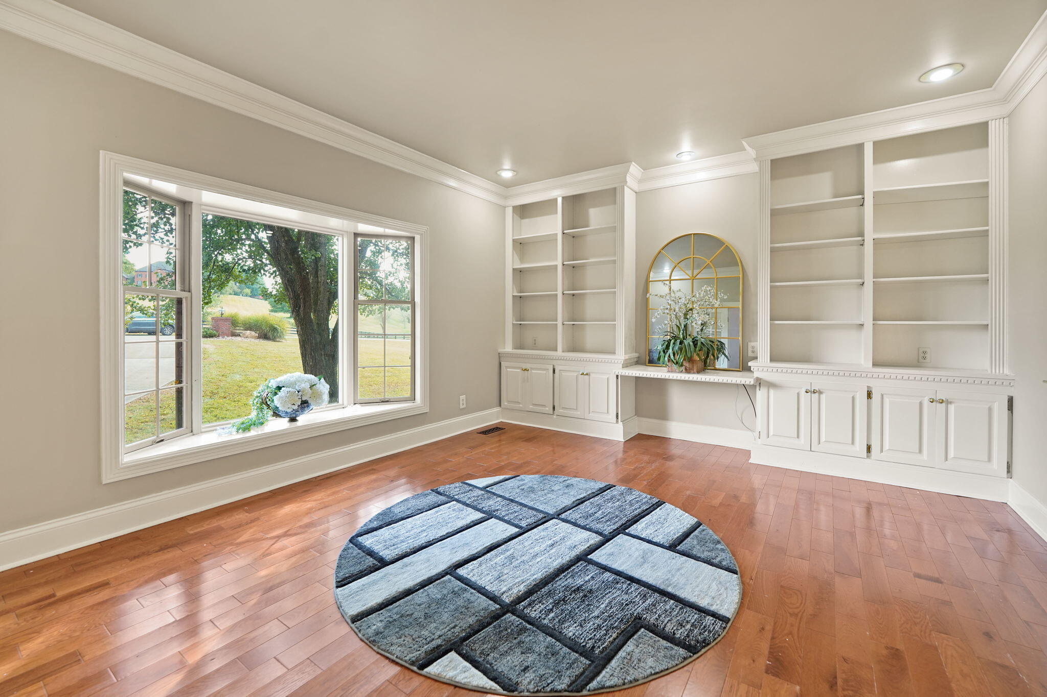 484 Woods Edge Drive Property Photo 19