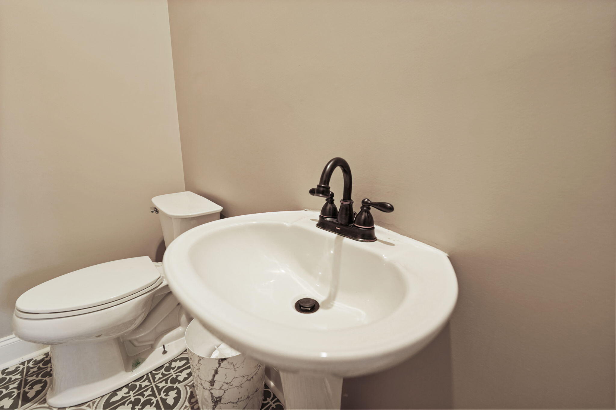 484 Woods Edge Drive Property Photo 42
