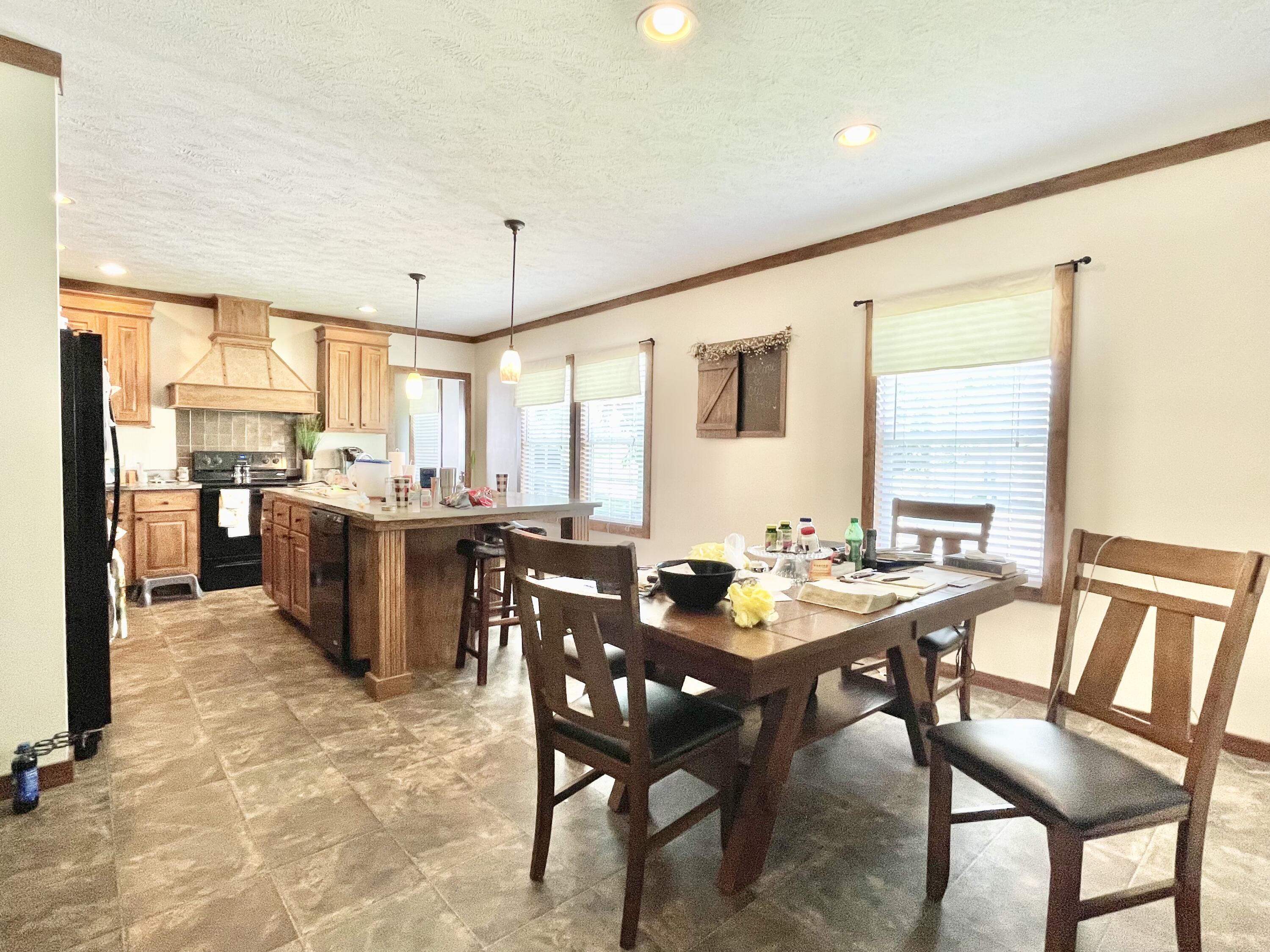 190 Whitaker Road Property Photo 10