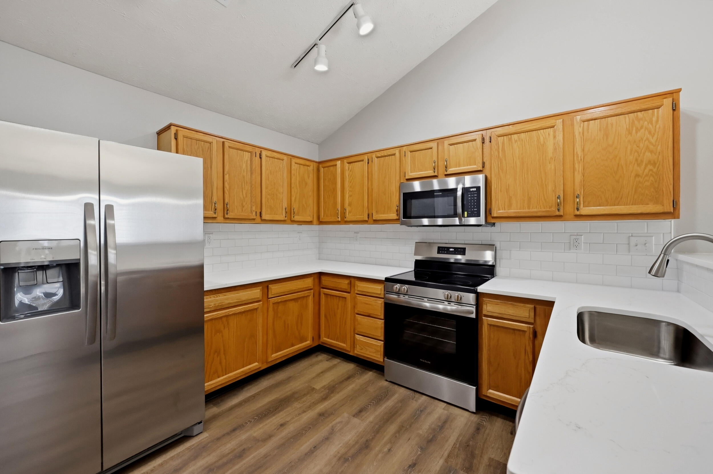 208 Timberwood Trace Property Photo 7