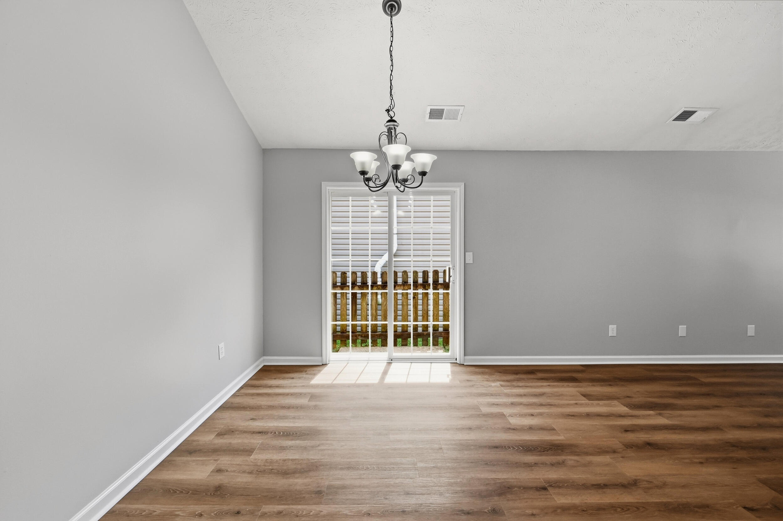 208 Timberwood Trace Property Photo 12