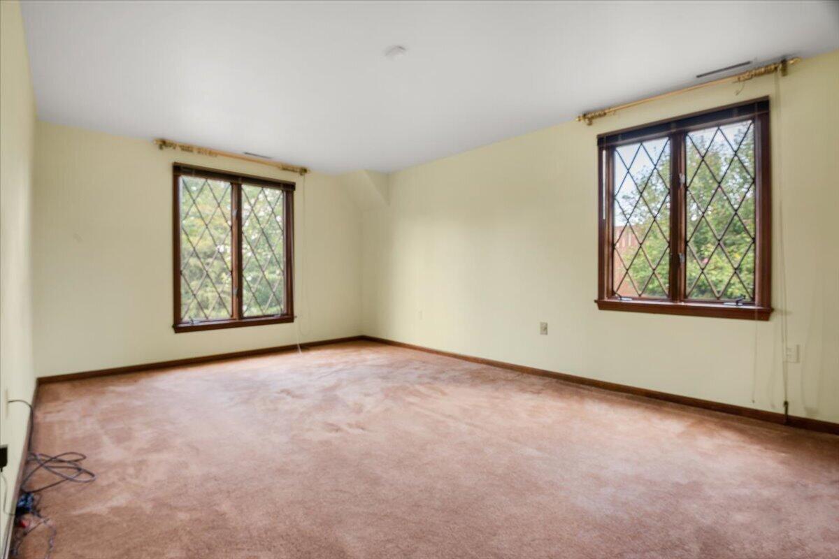 98 E Wyrick Street Property Photo 39