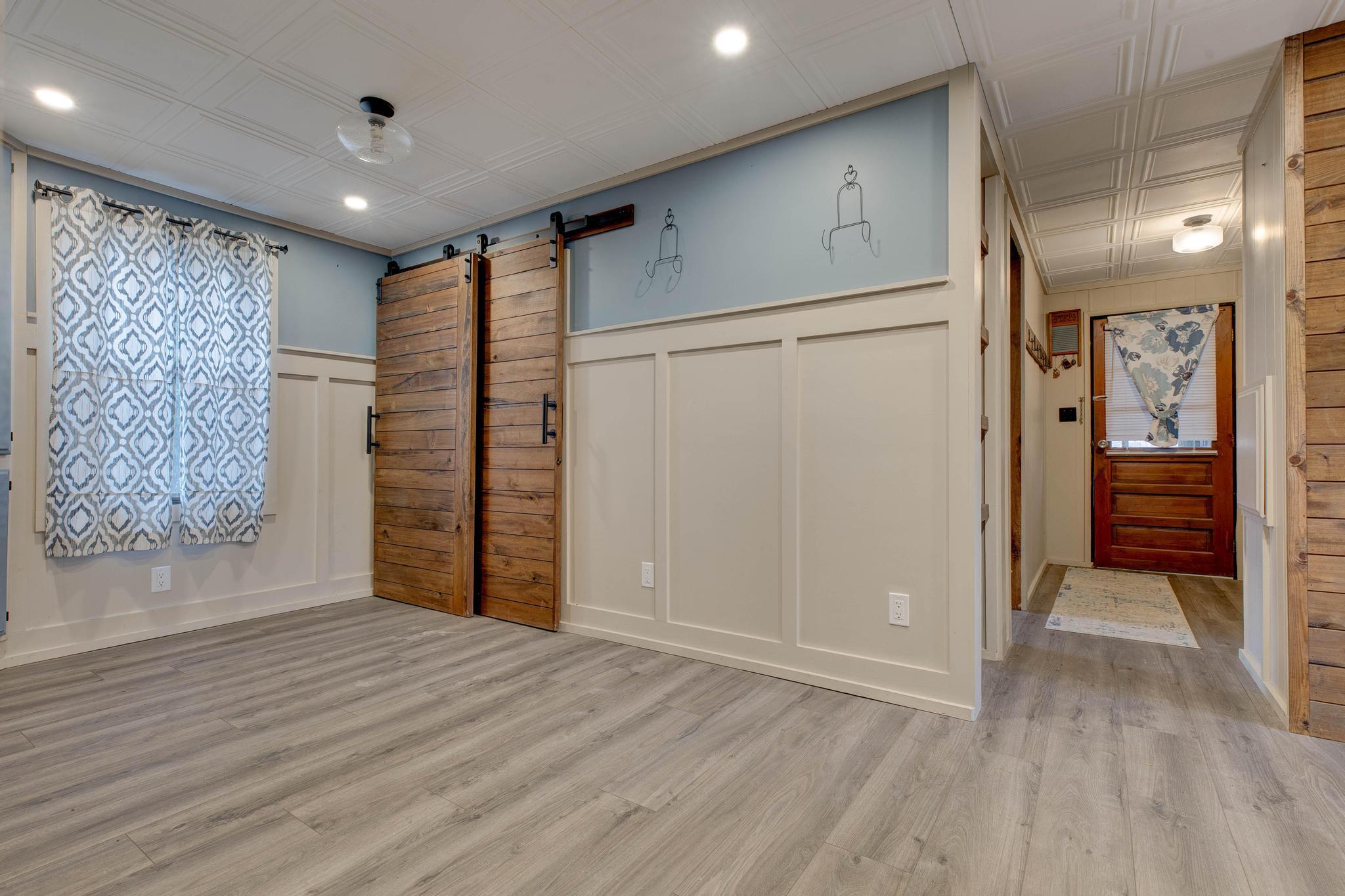 8340 Levee Road Property Photo 6
