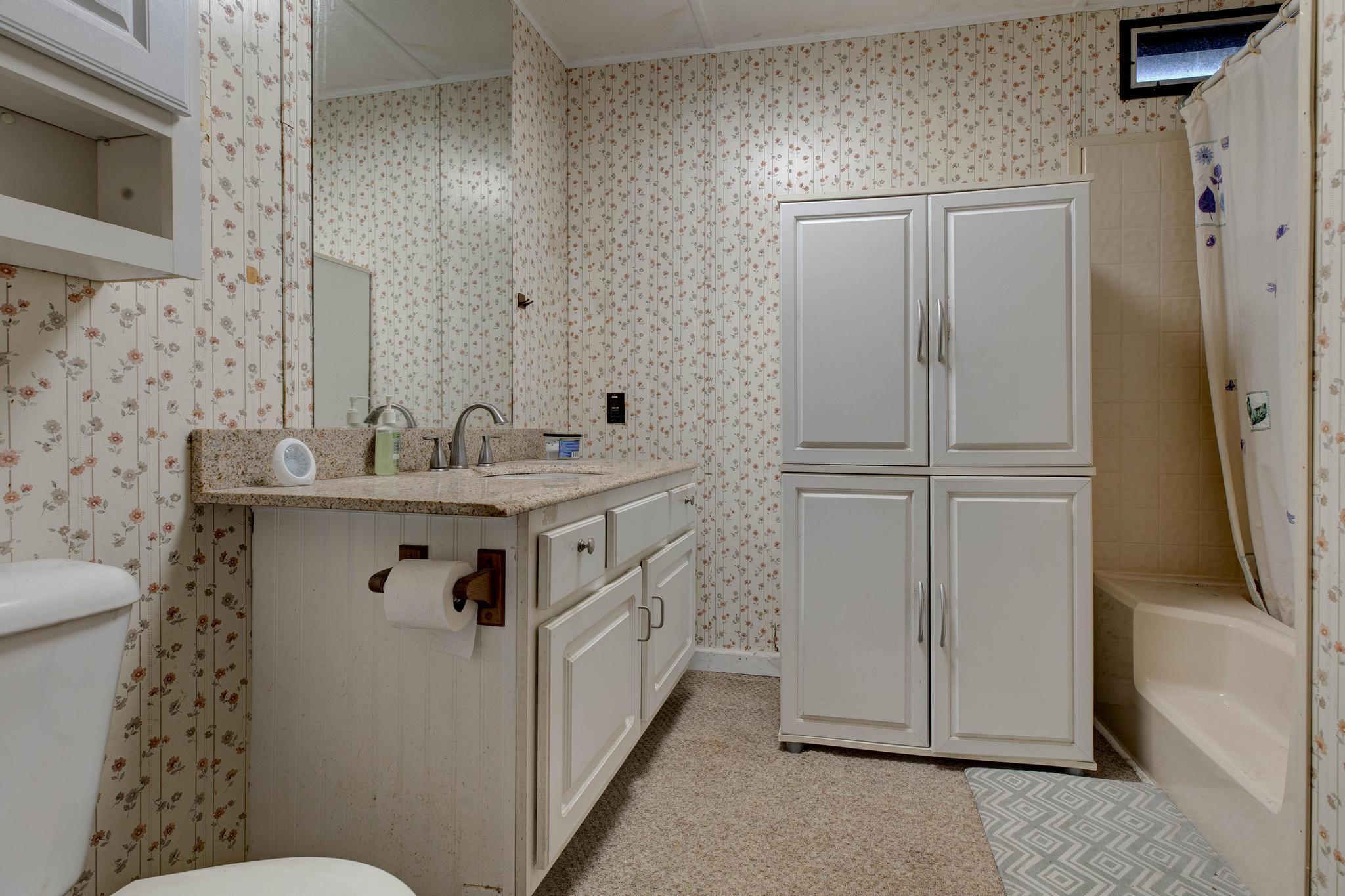 8340 Levee Road Property Photo 12