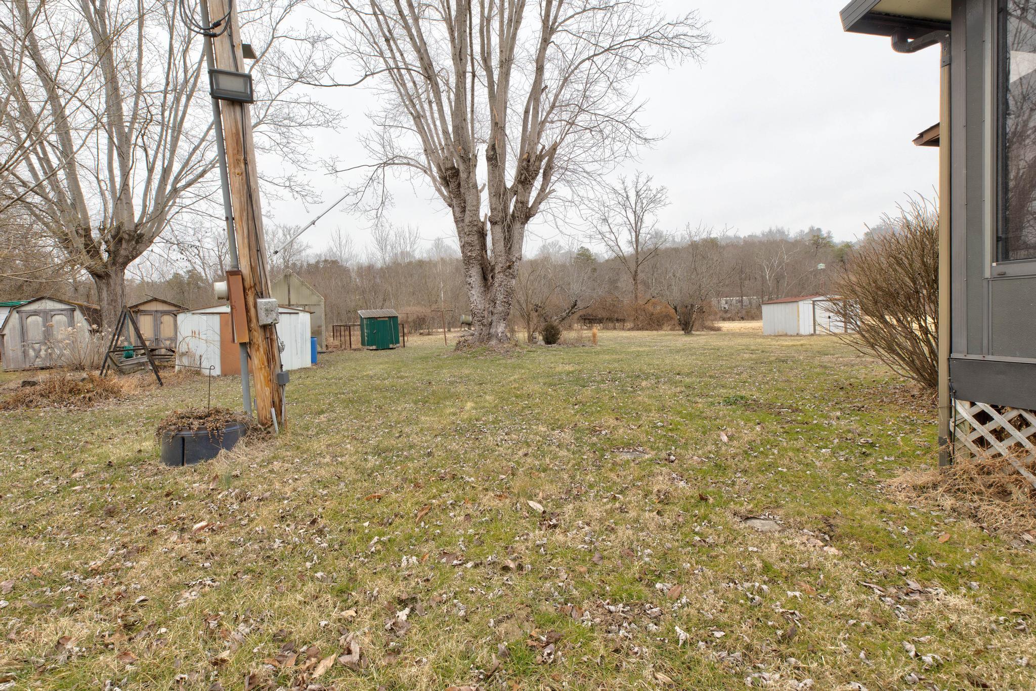 8340 Levee Road Property Photo 18