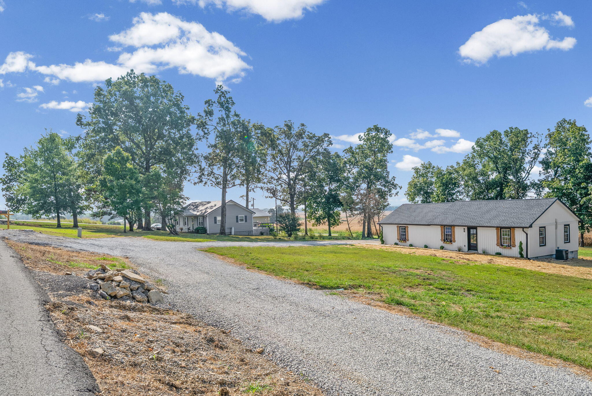 8285 Pilot Rock Road Property Photo 1