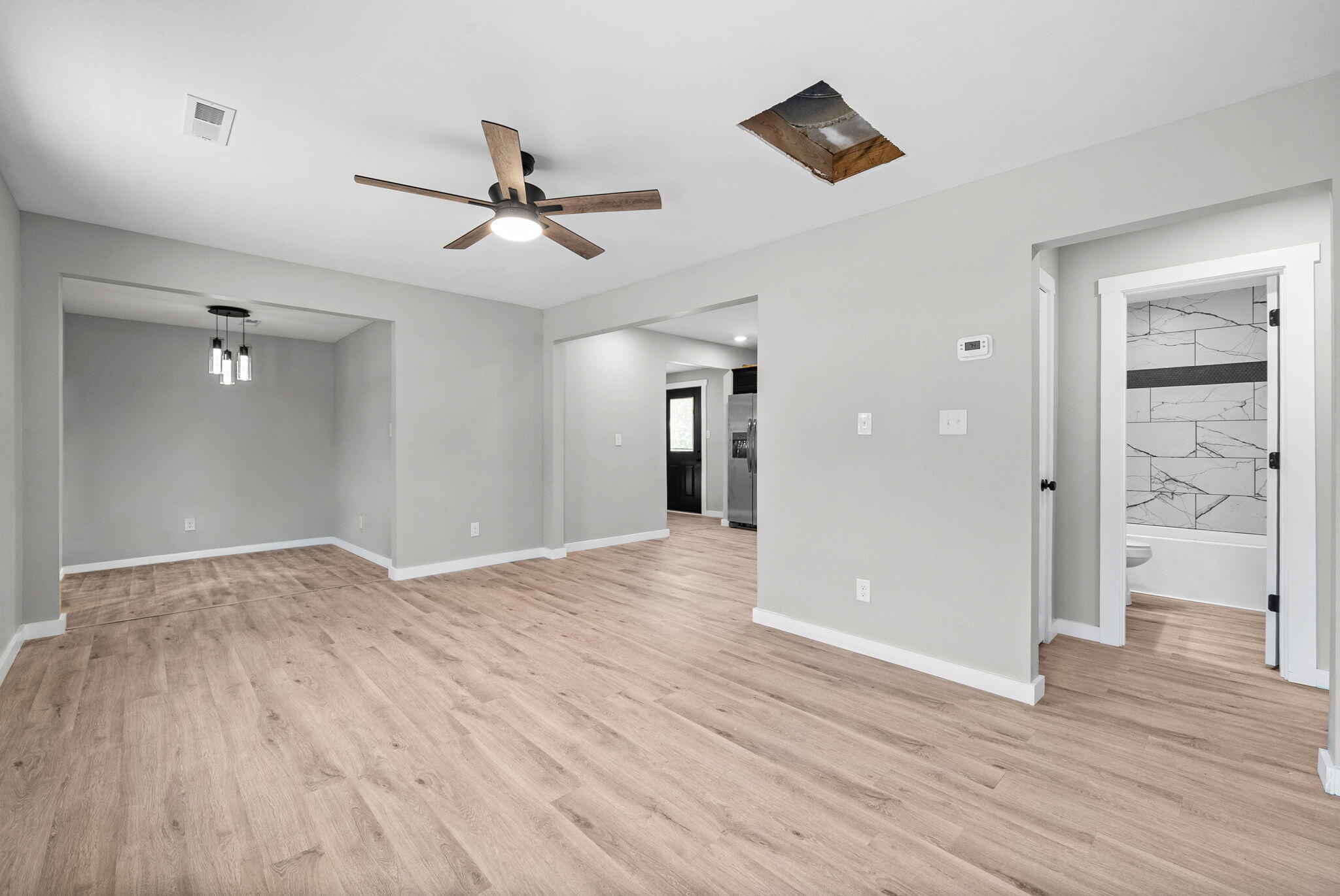 8285 Pilot Rock Road Property Photo 7