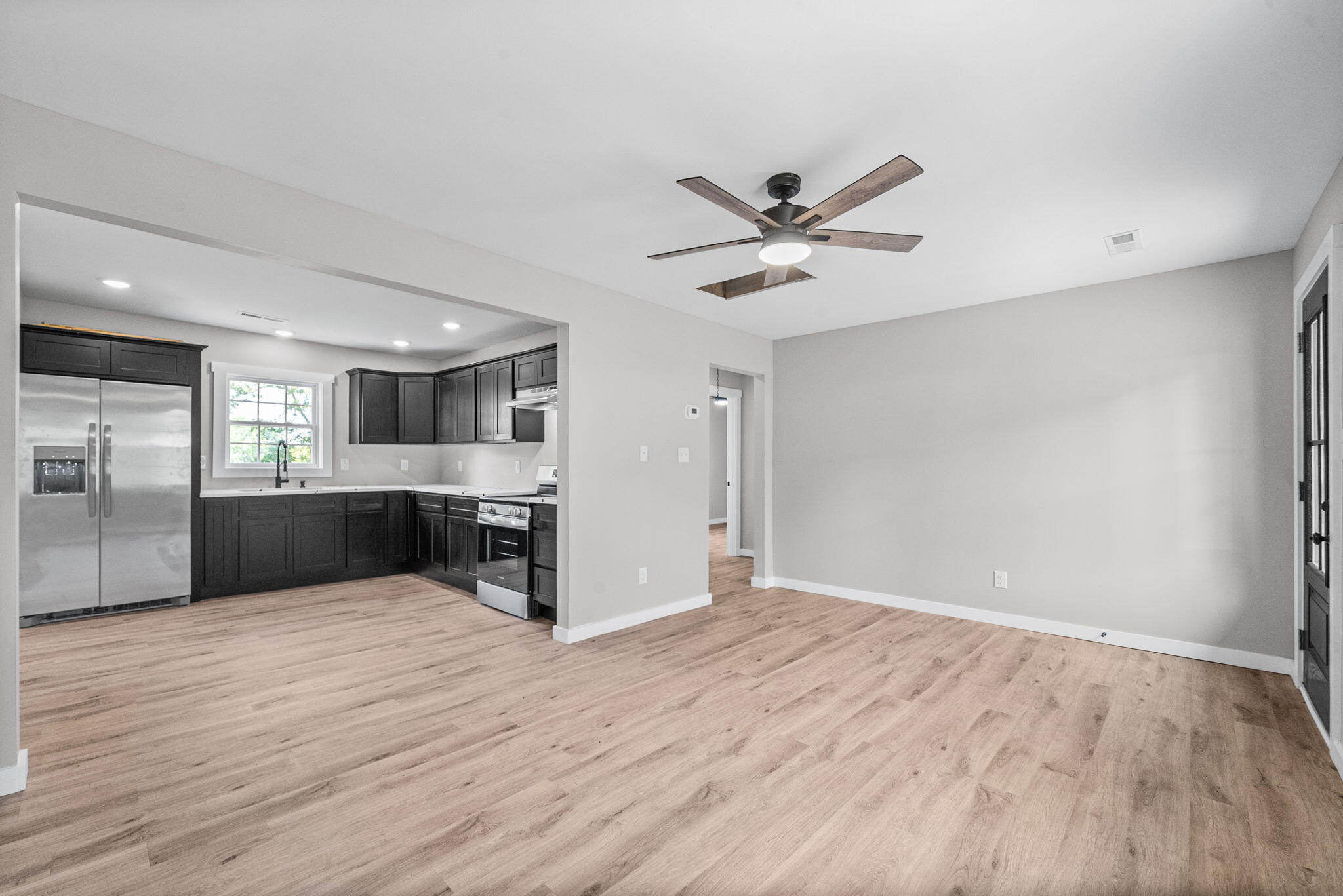 8285 Pilot Rock Road Property Photo 10