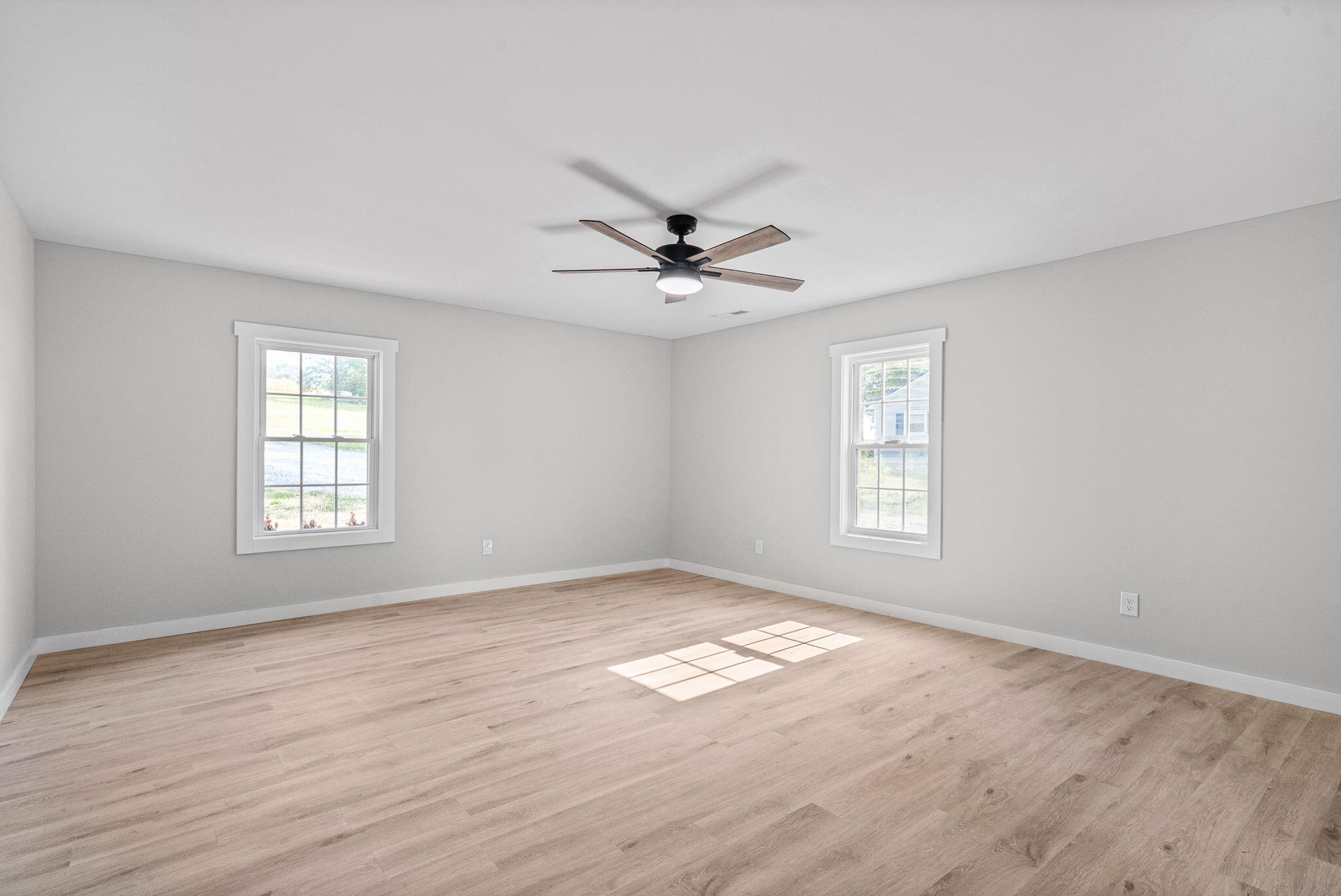 8285 Pilot Rock Road Property Photo 16