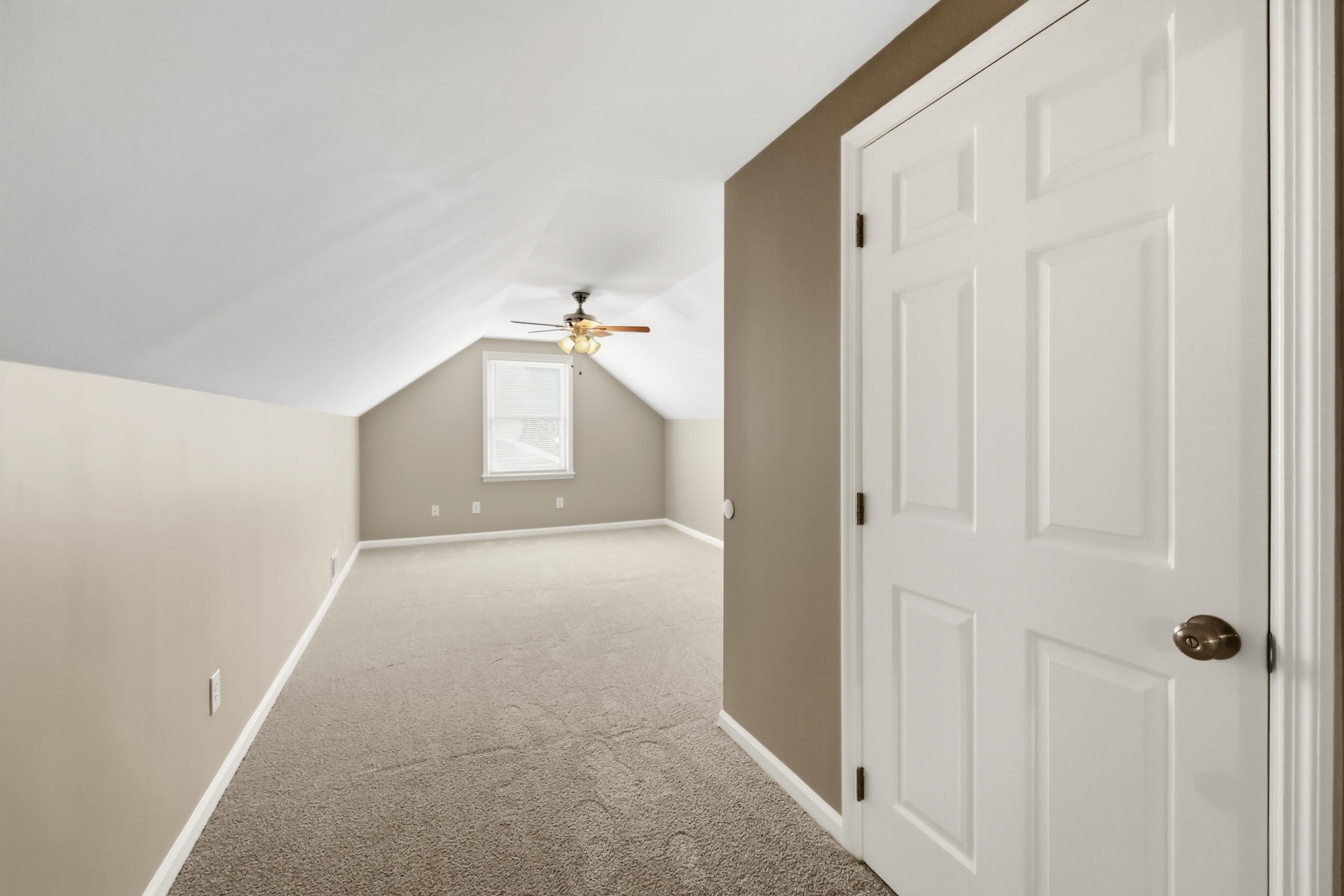 510 Sheffield Drive Property Photo 25
