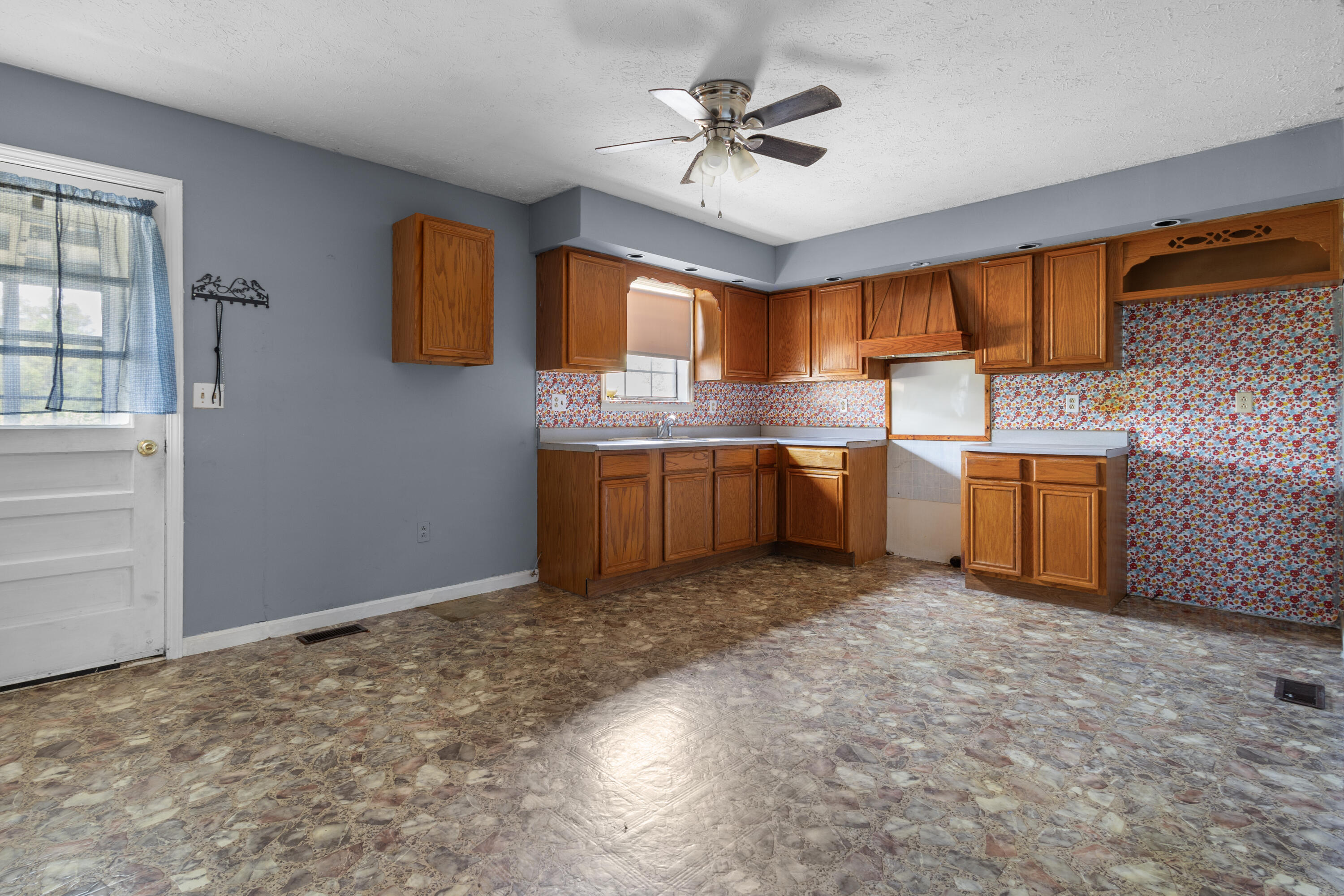 625 Ky-213 Property Photo 11