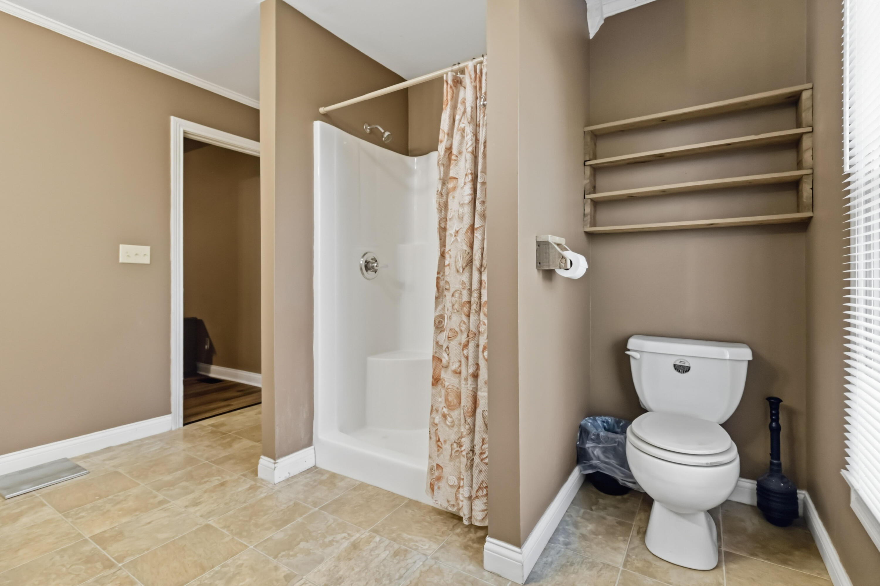 415 Country Drive Property Photo 23