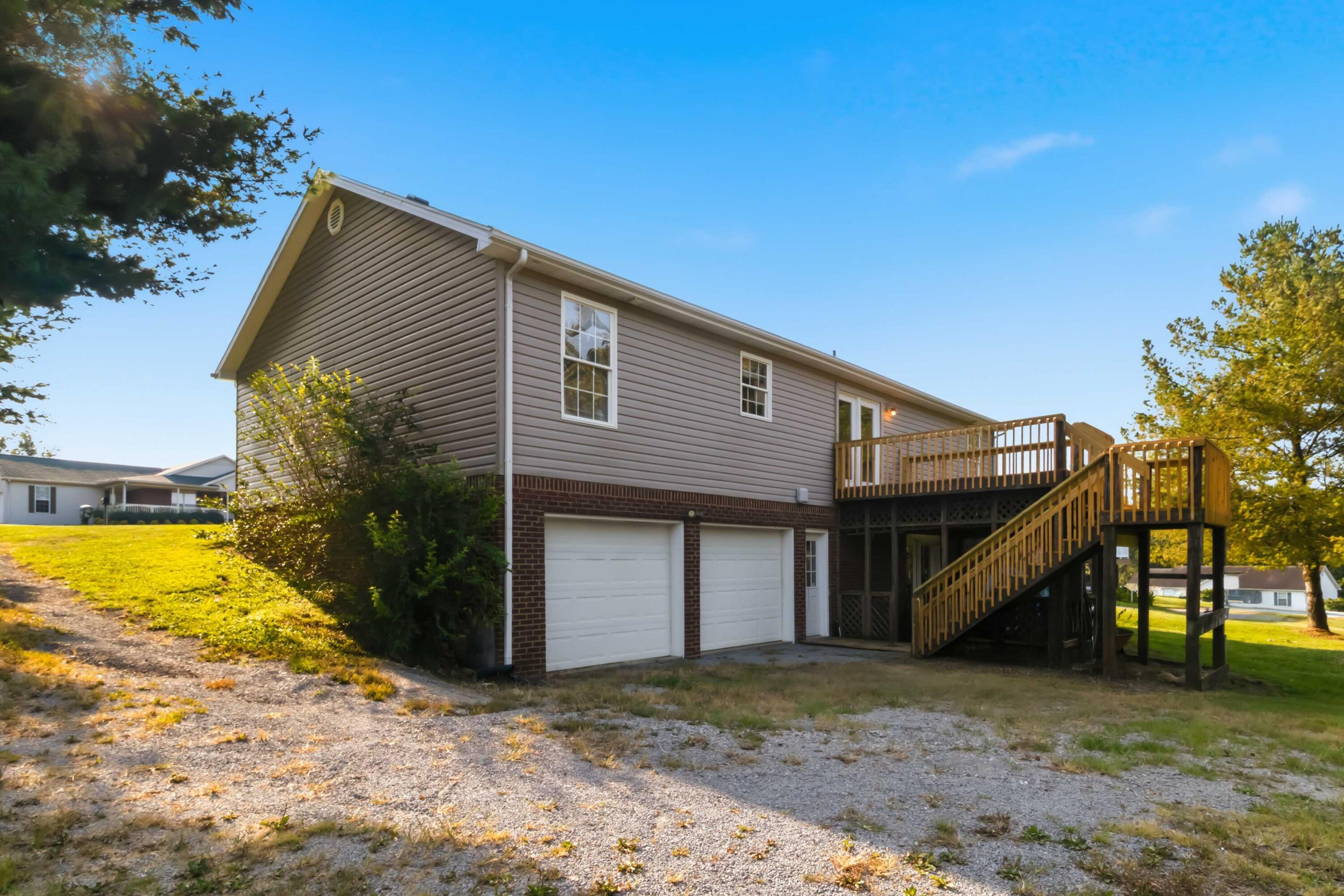 415 Country Drive Property Photo 48