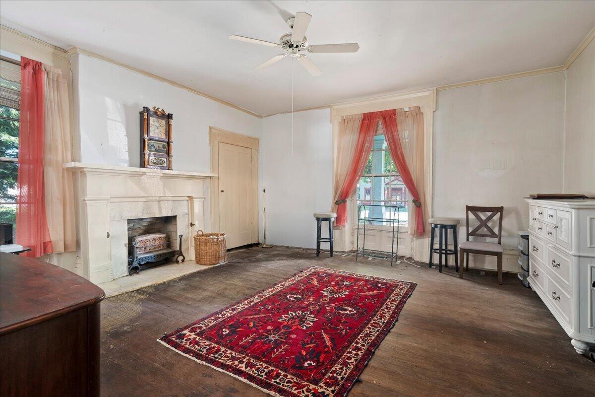 416 E Main Street Property Photo 27