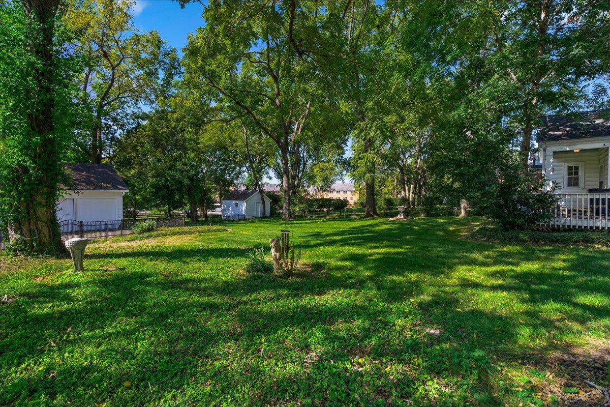 416 E Main Street Property Photo 47