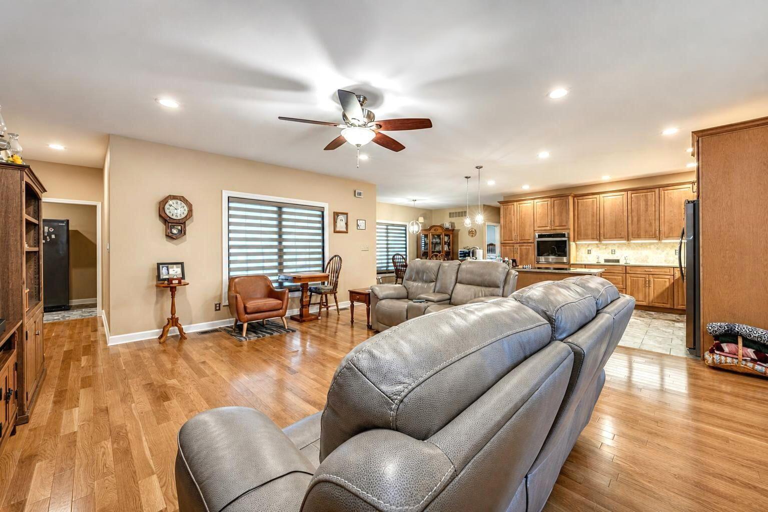 202 Wedgewood Circle Property Photo 10
