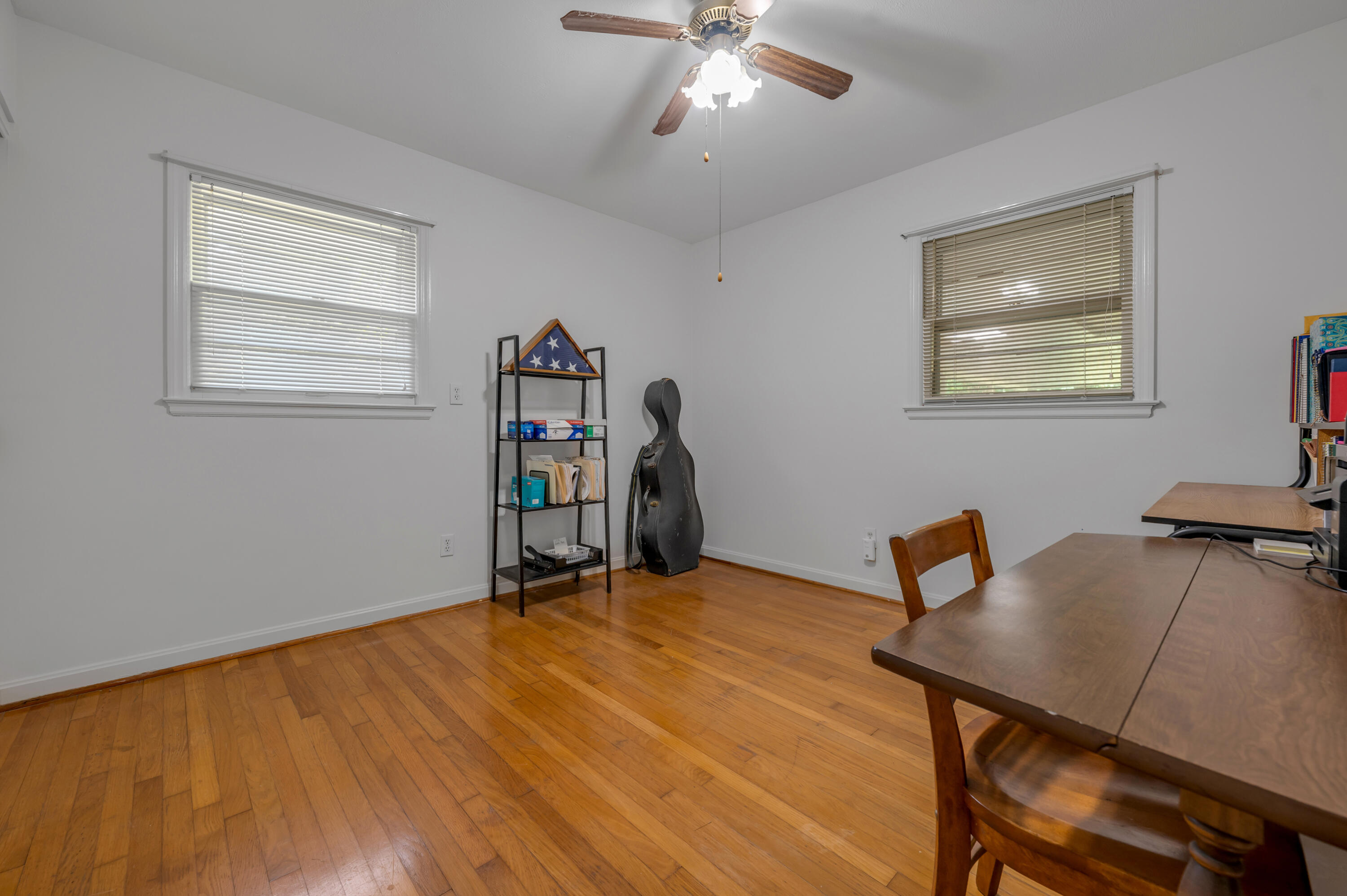 2453 Eastway Drive Property Photo 31