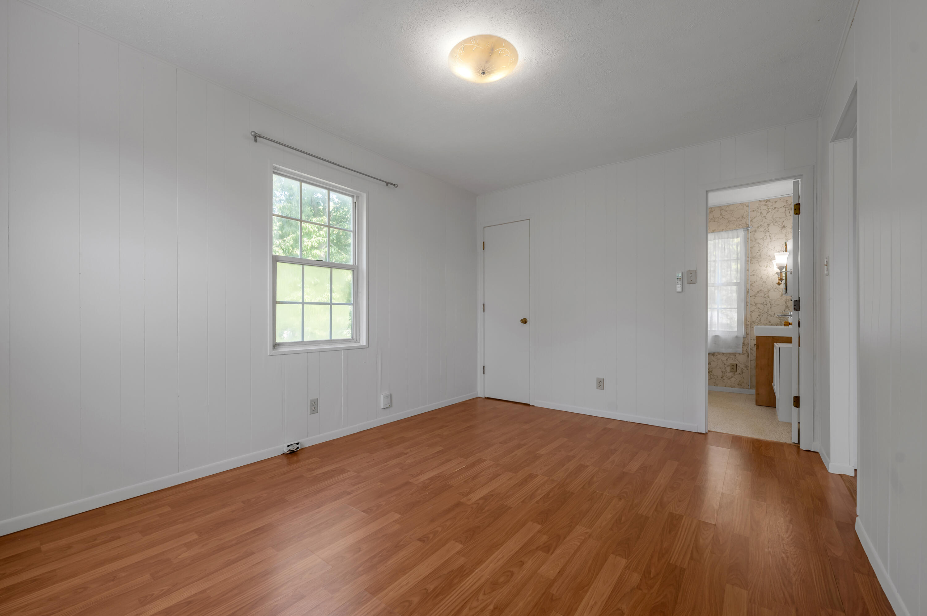 2453 Eastway Drive Property Photo 57