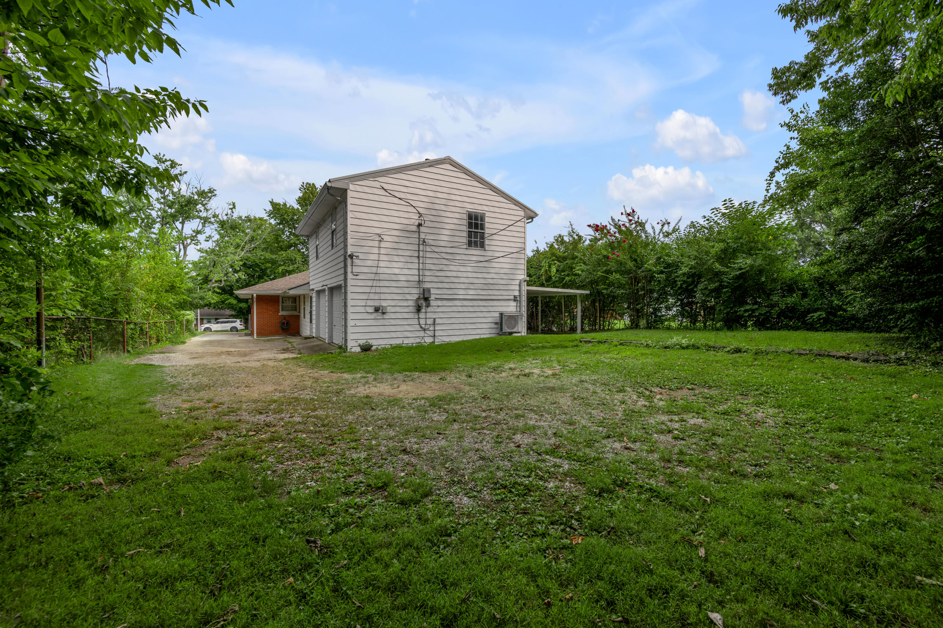 2453 Eastway Drive Property Photo 66