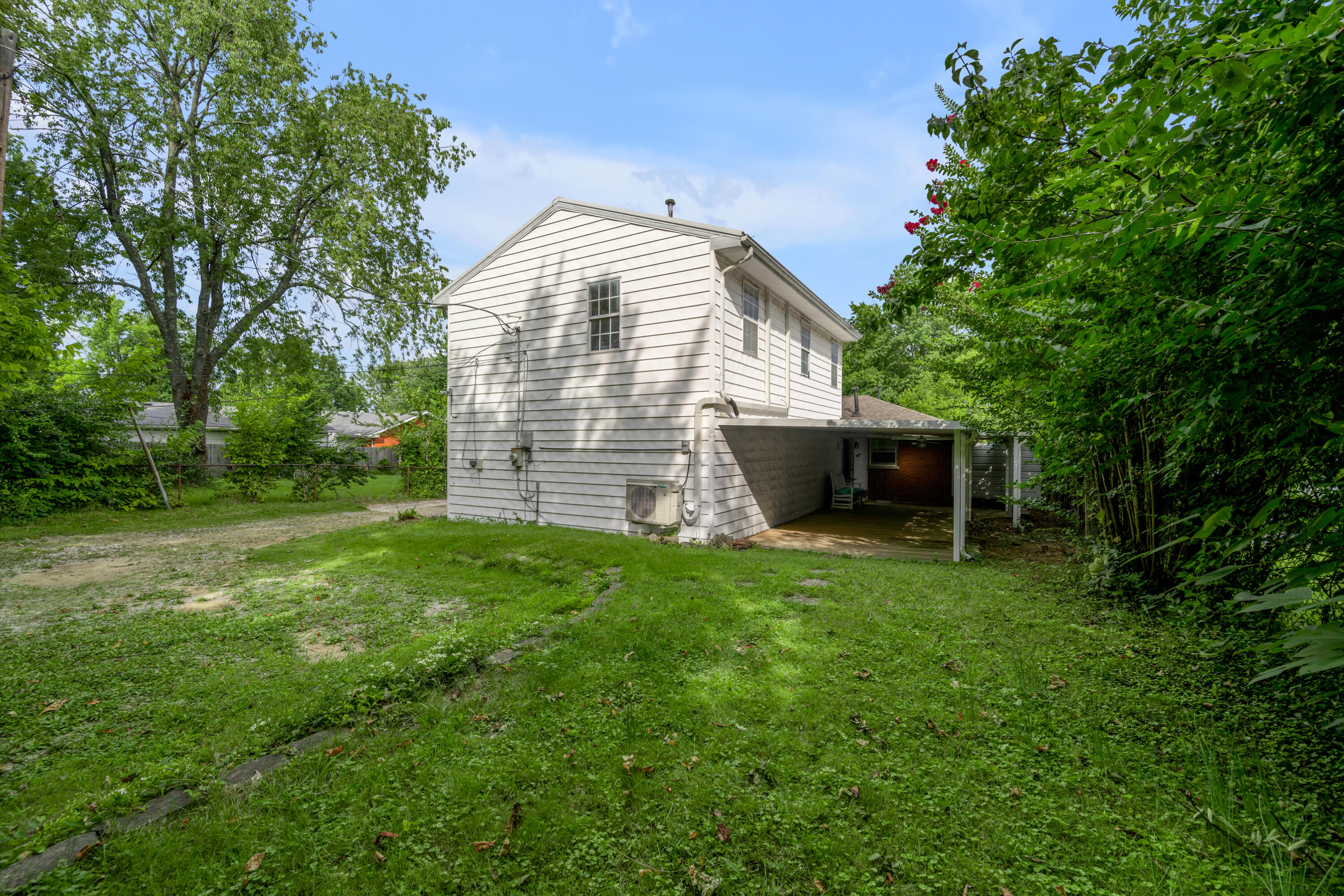 2453 Eastway Drive Property Photo 68