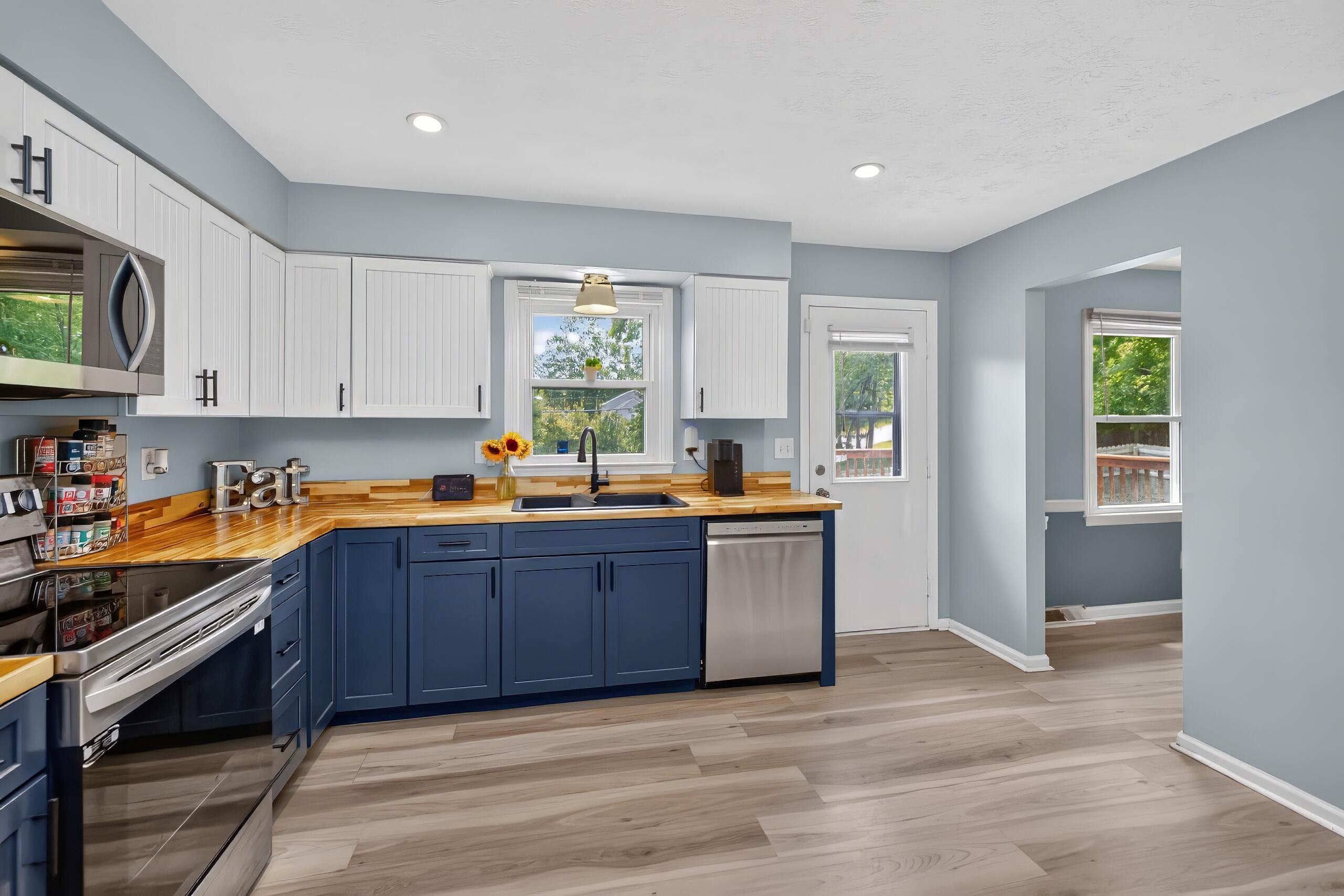 636 Squires Road Property Photo 10