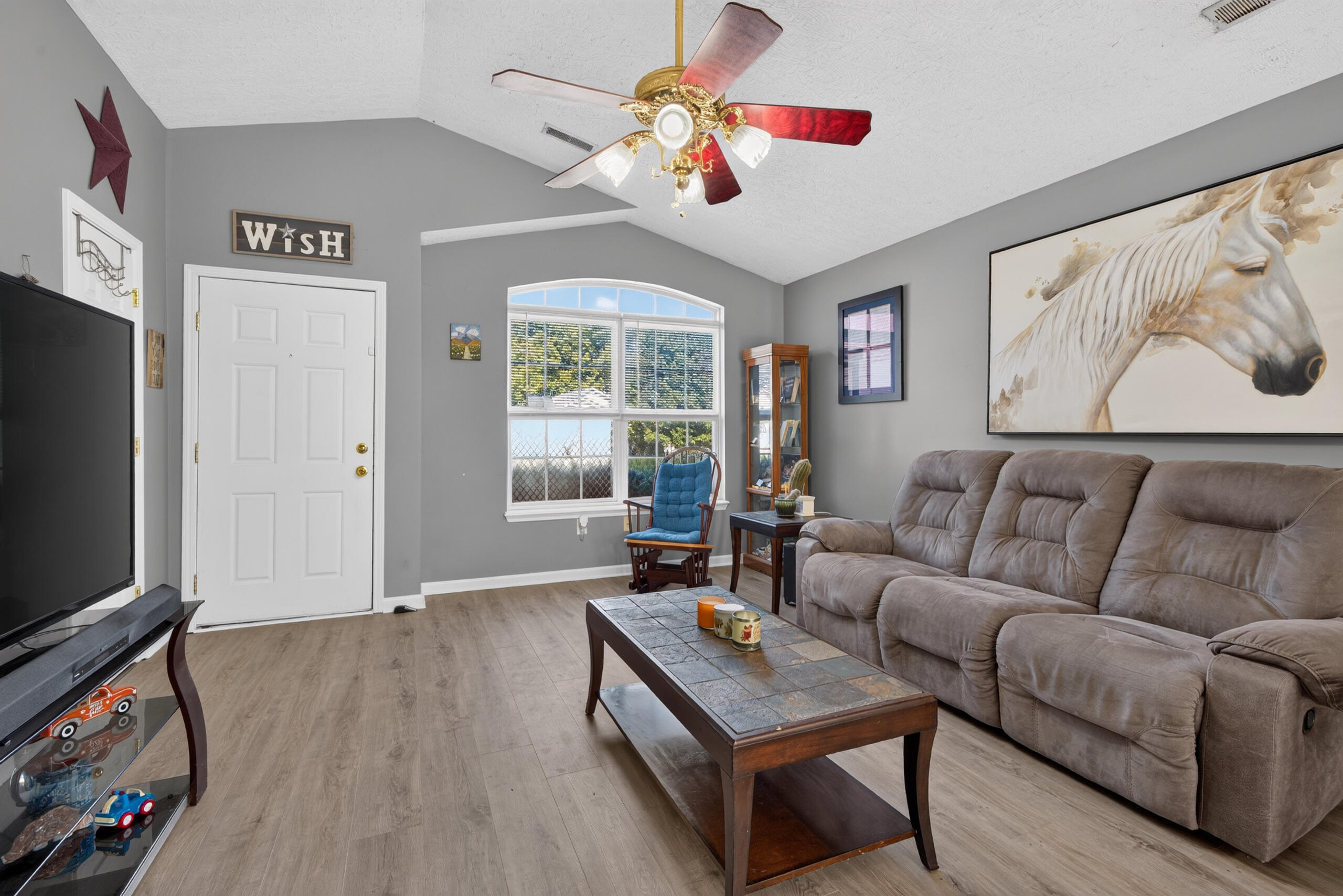 108 Richfields Avenue Property Photo 3