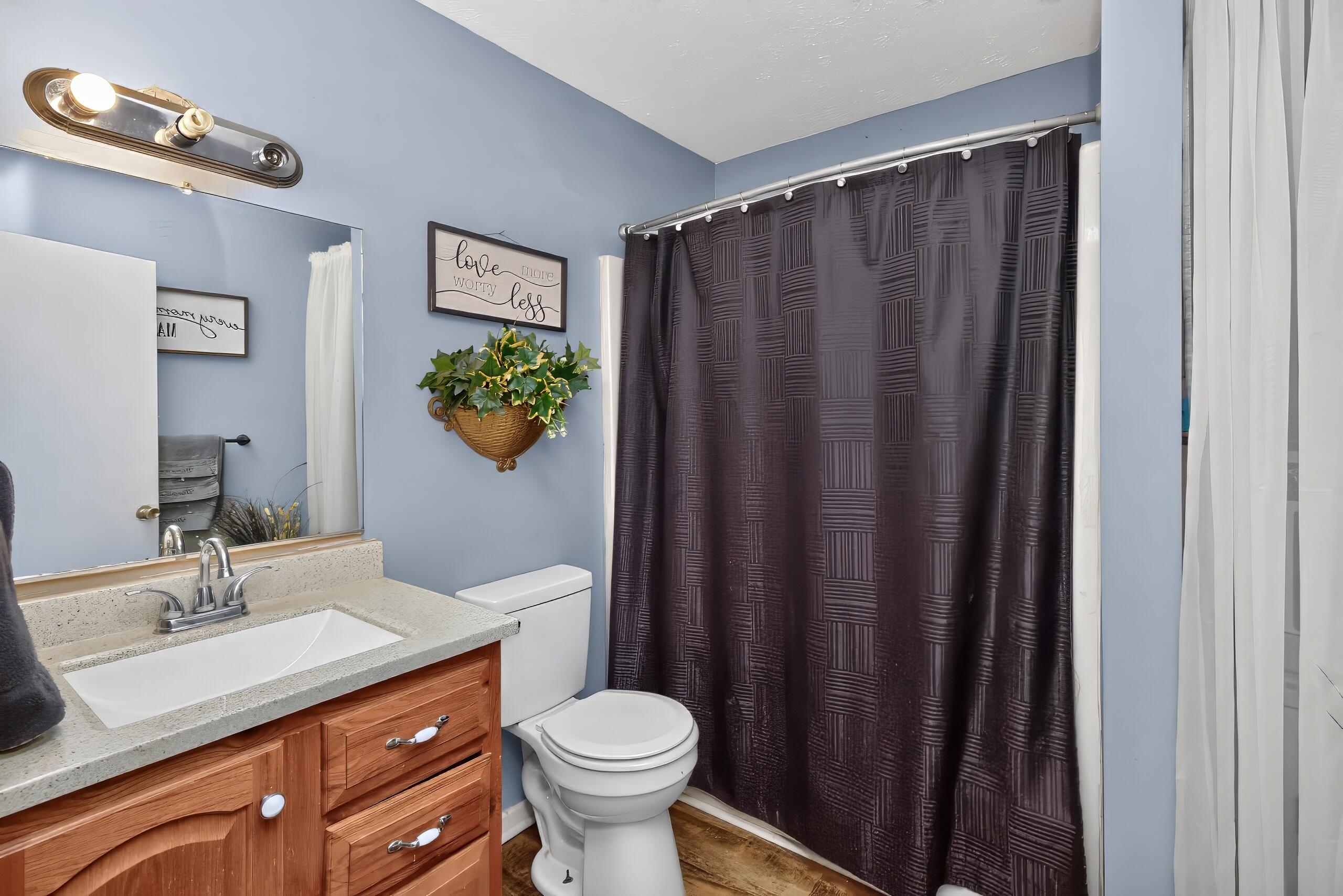 916 Hickory Hill Drive Property Photo 10