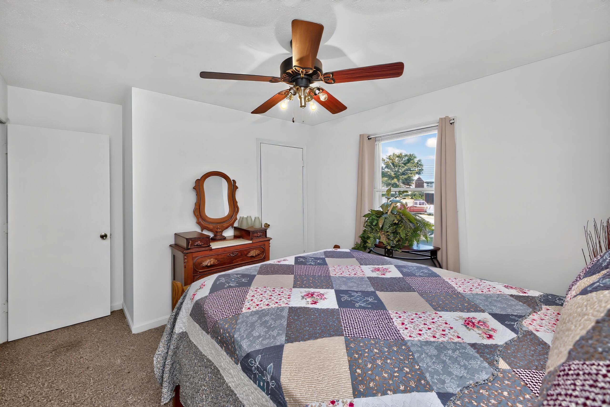 916 Hickory Hill Drive Property Photo 14