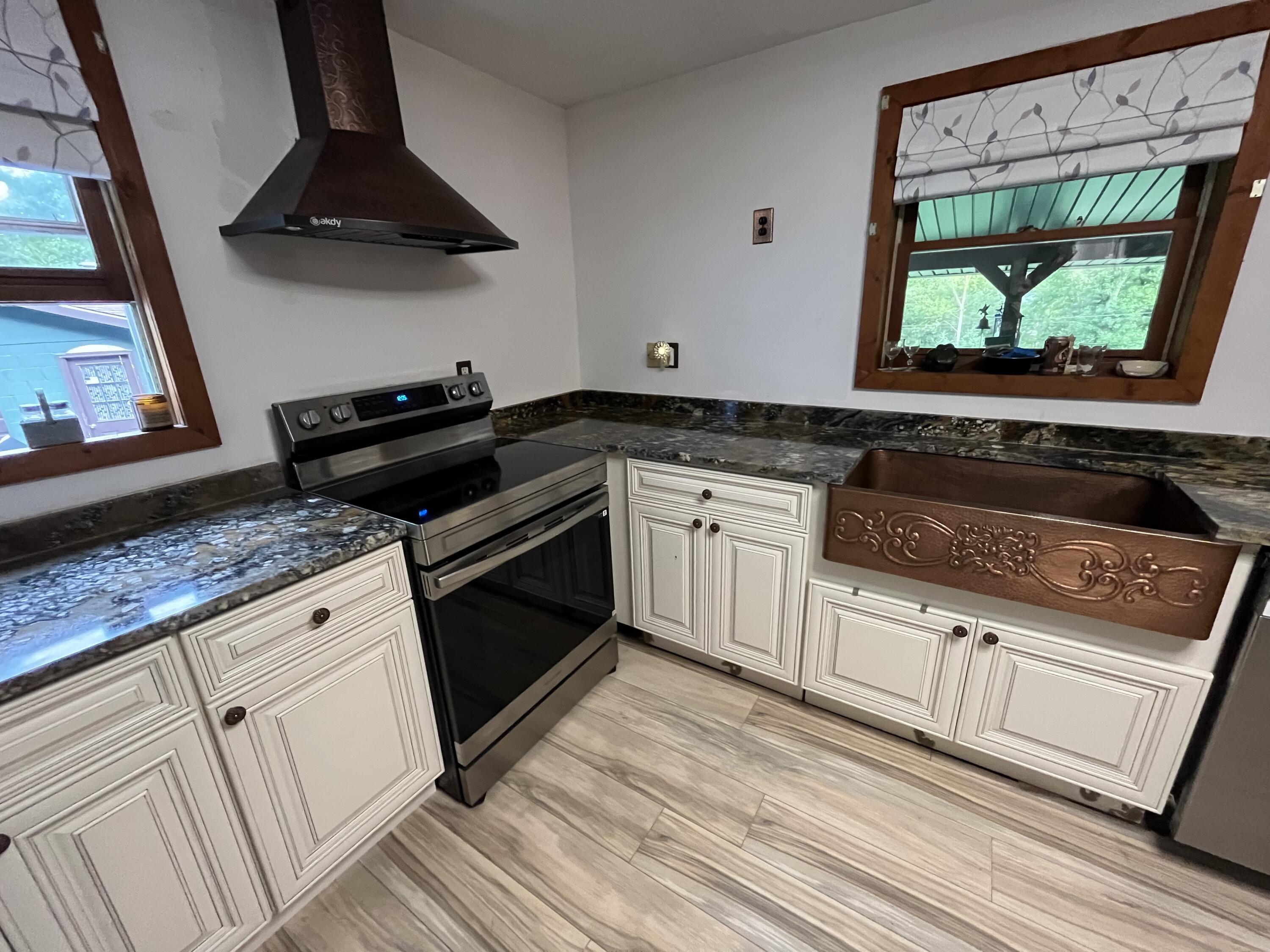 341 Long Branch Right Fork Road Property Photo 2