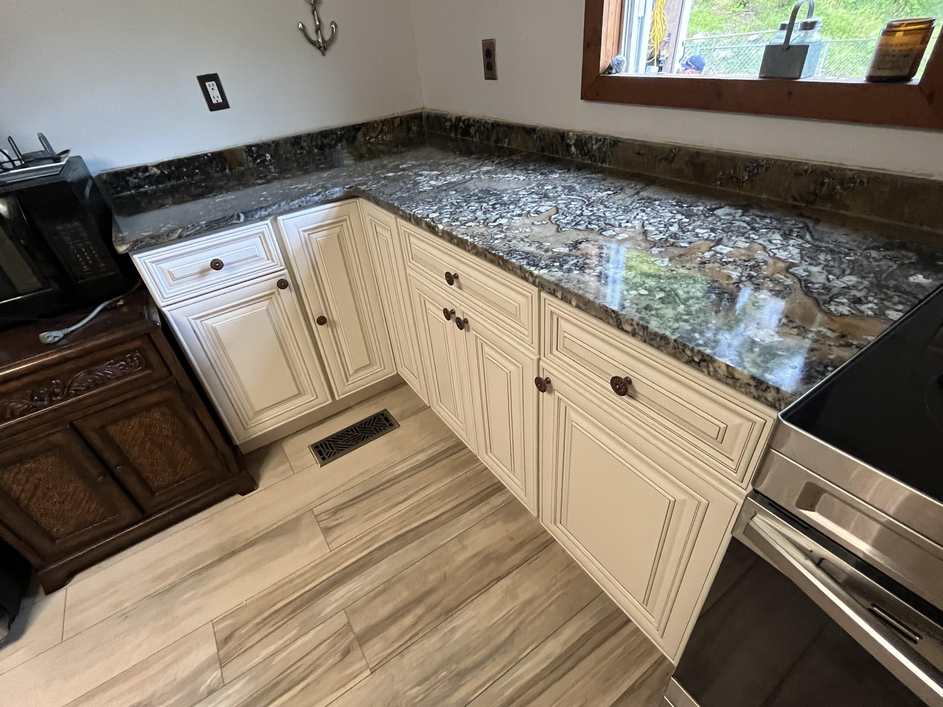 341 Long Branch Right Fork Road Property Photo 3