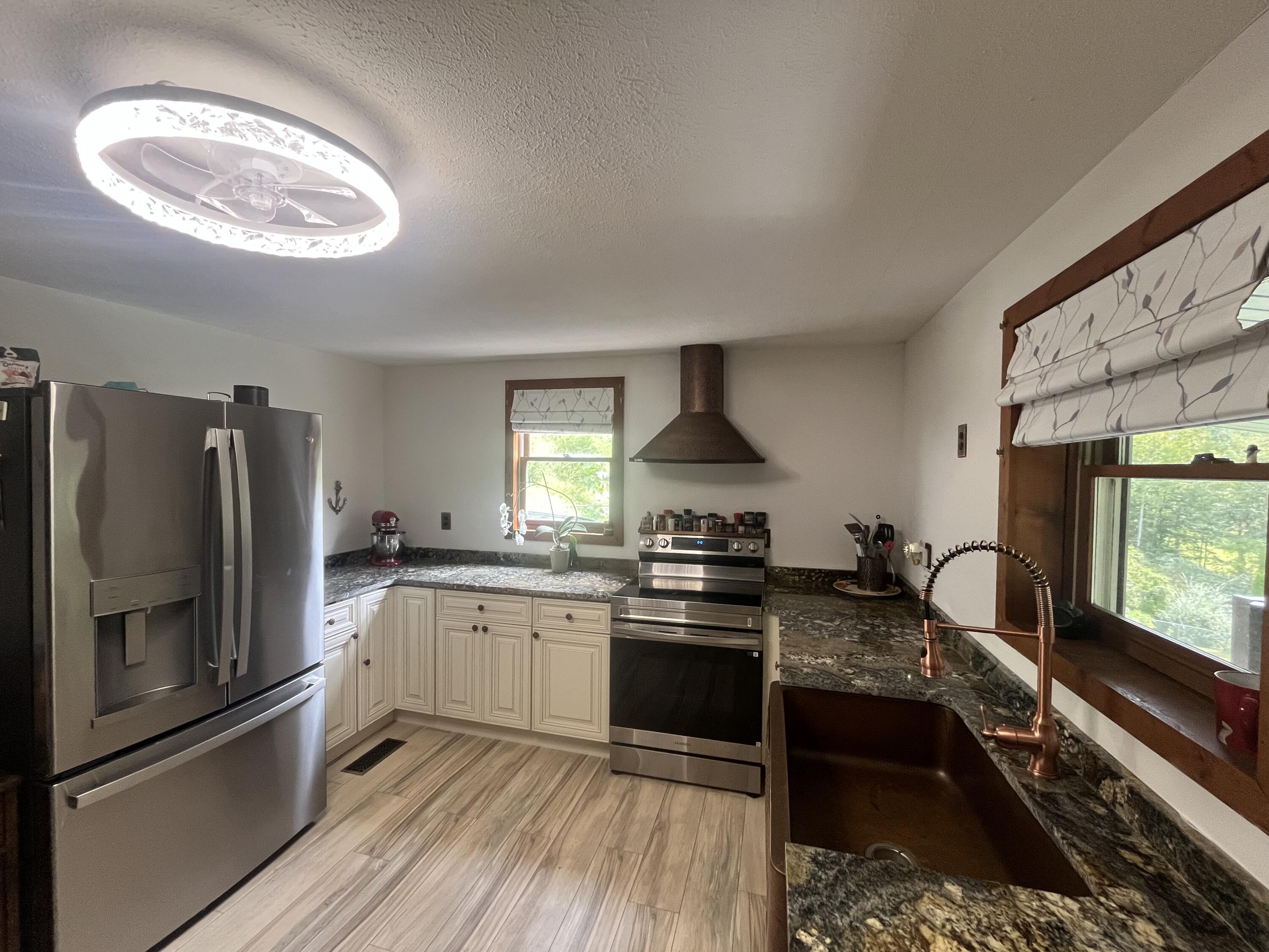 341 Long Branch Right Fork Road Property Photo 3