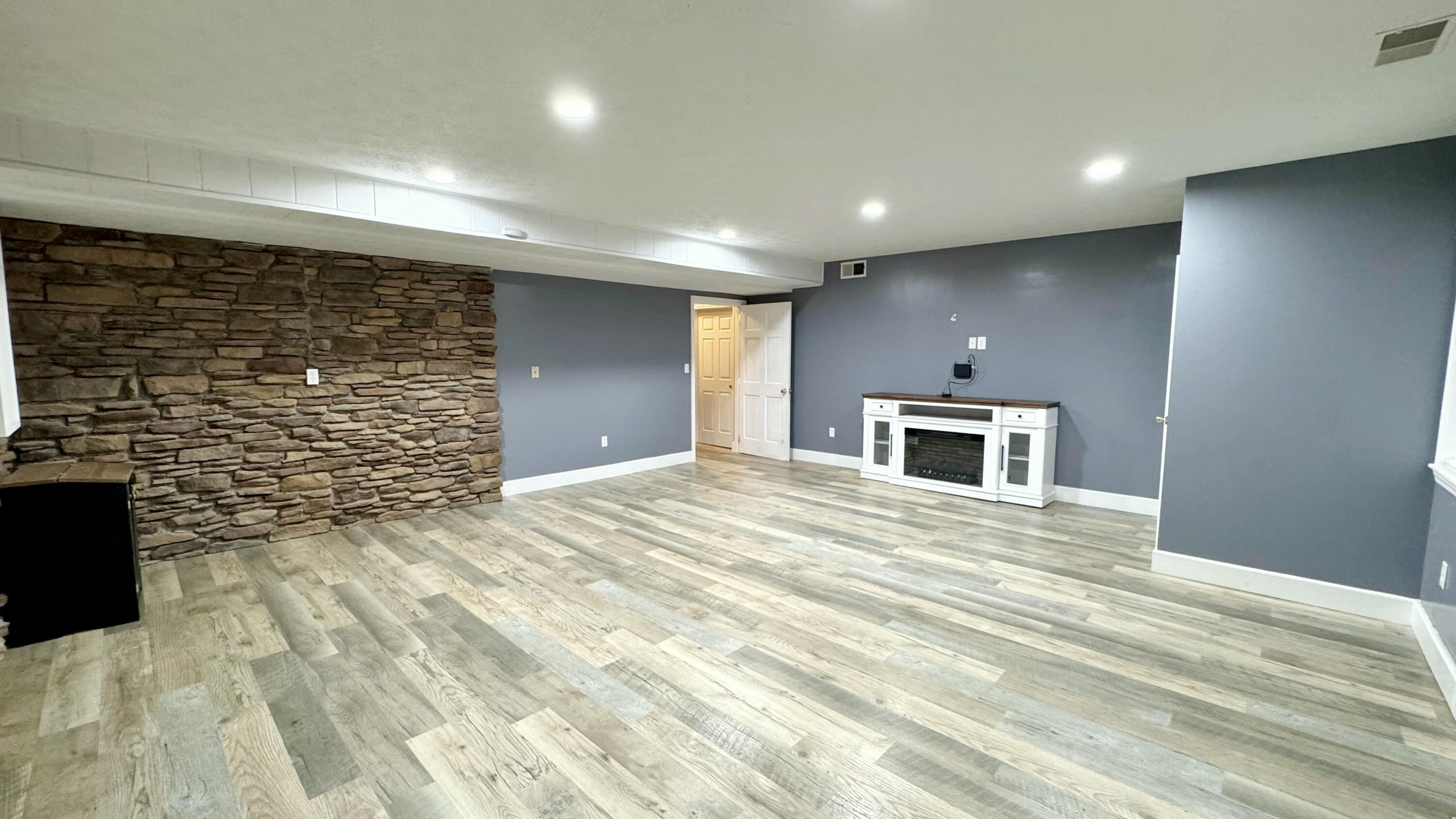 1248 Kendall Lane Property Photo 25