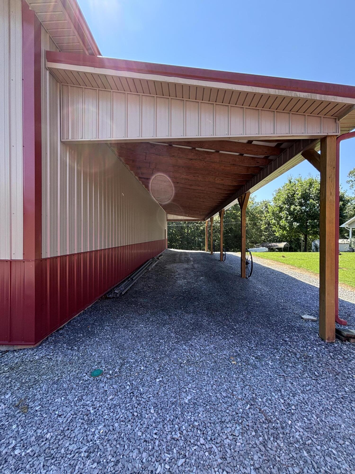 108 Gullview Drive Property Photo 33