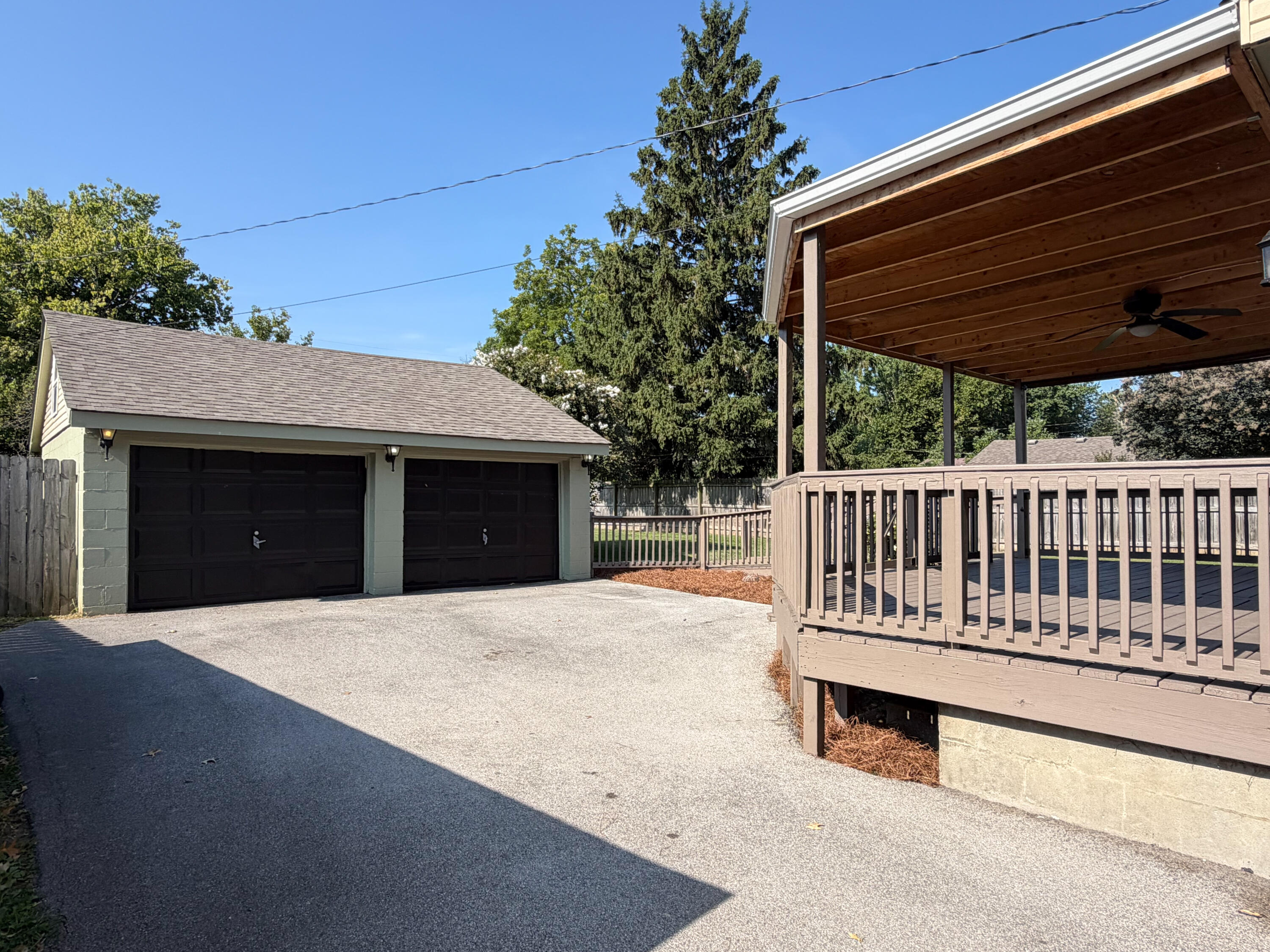 616 Springridge Drive Property Photo 4