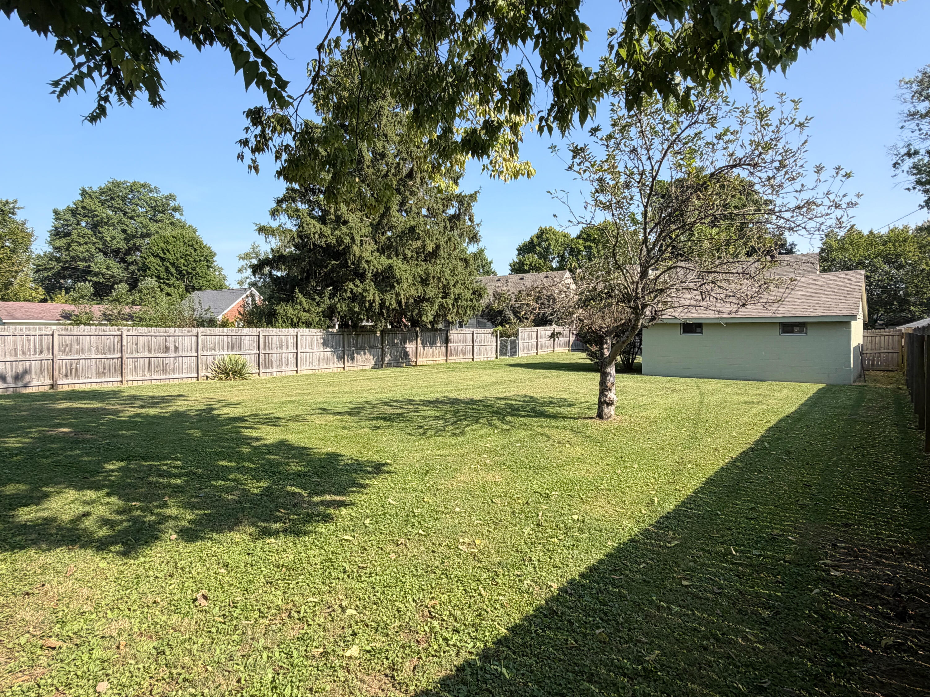 616 Springridge Drive Property Photo 6