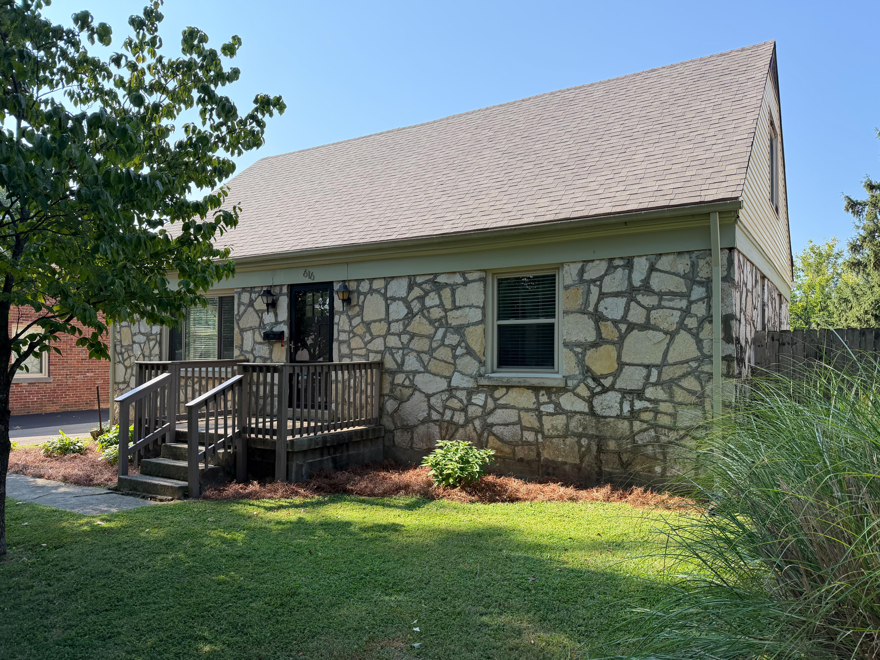 616 Springridge Drive Property Photo 11