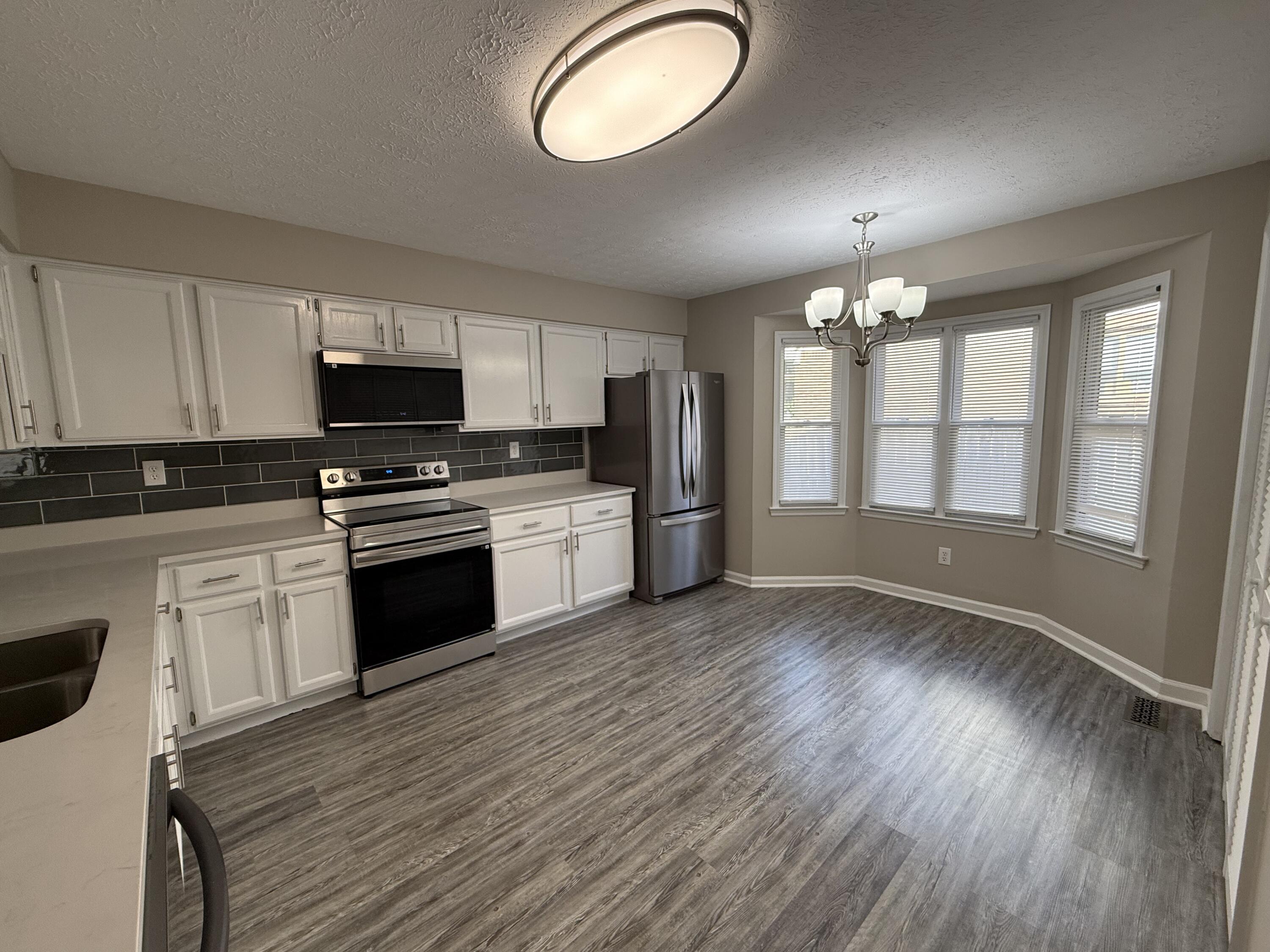 329 Stonegate Way Property Photo 17
