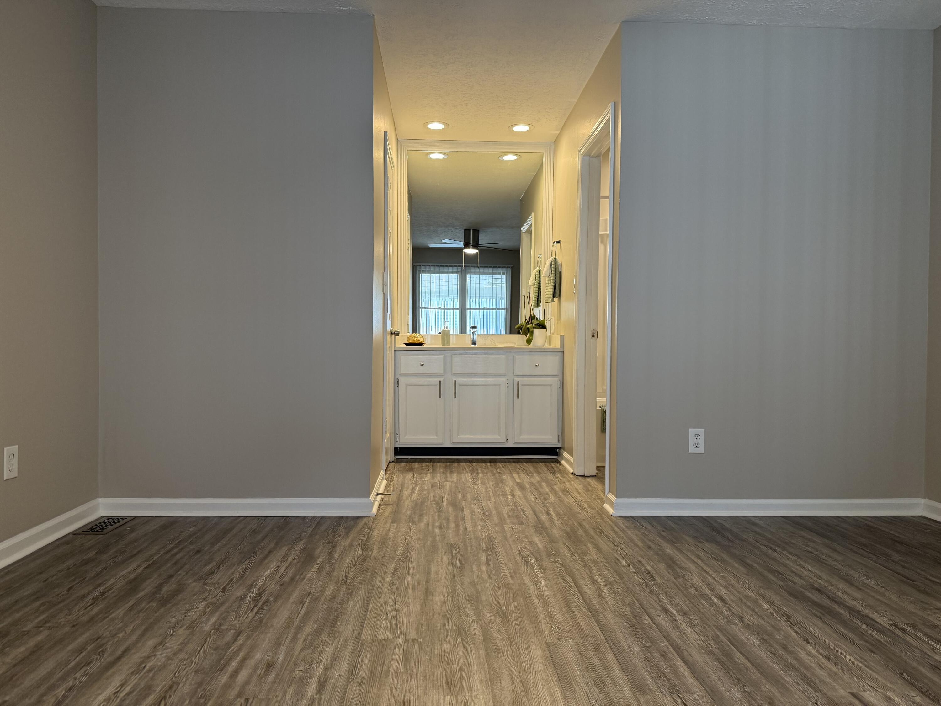 329 Stonegate Way Property Photo 22