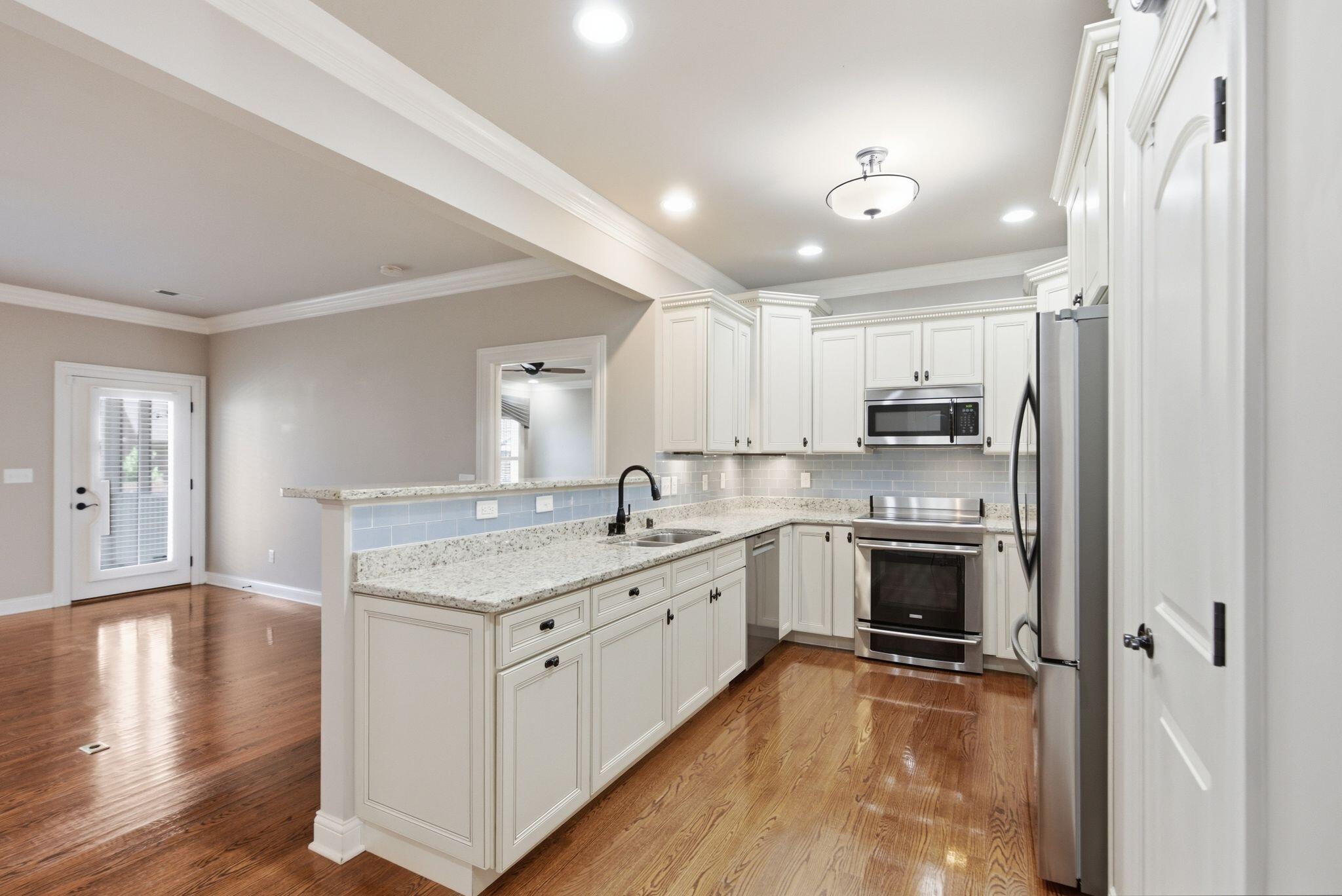 3901 Wentworth Place Property Photo 6