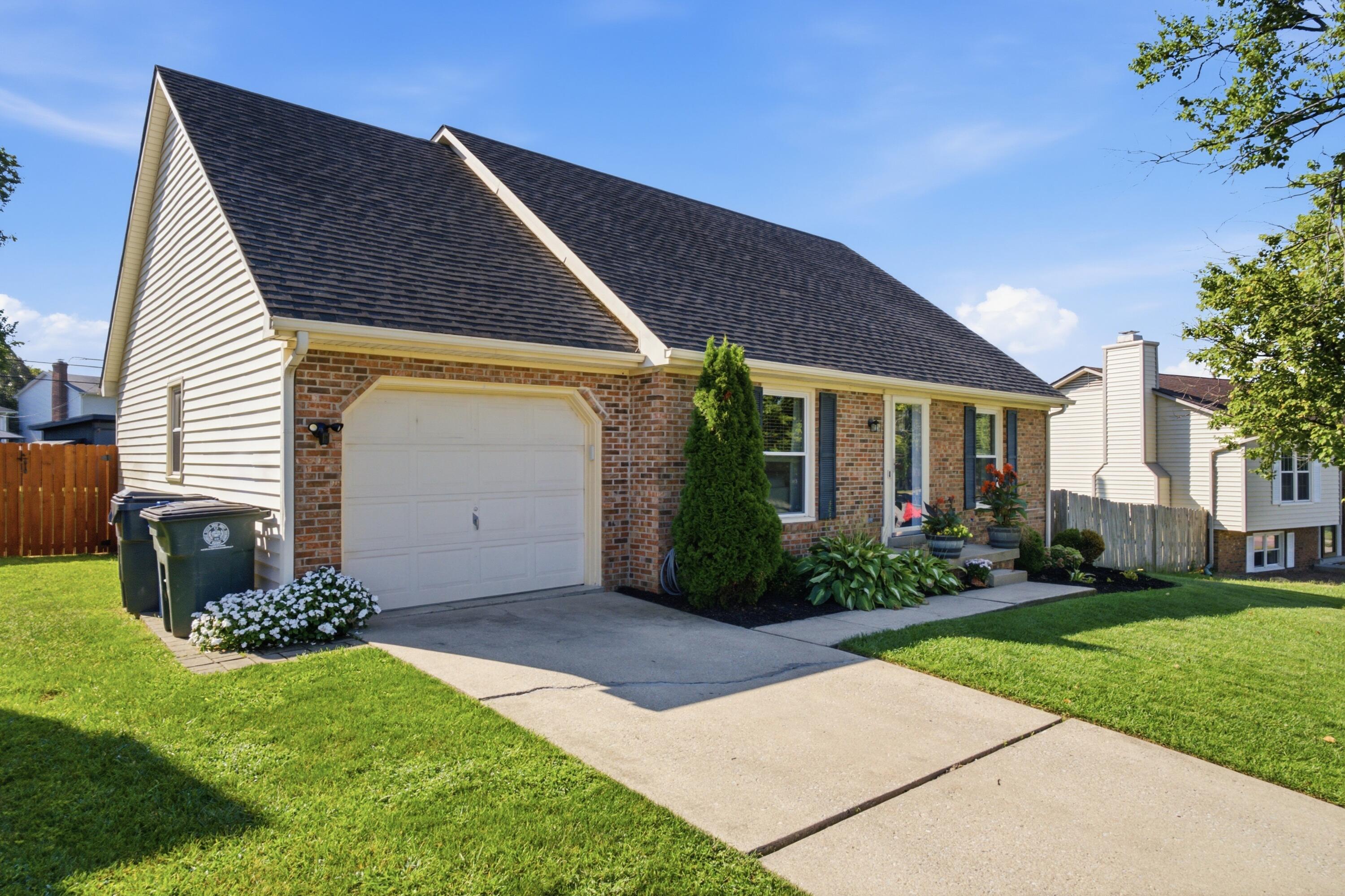 3977 Forest Green Drive Property Photo 4