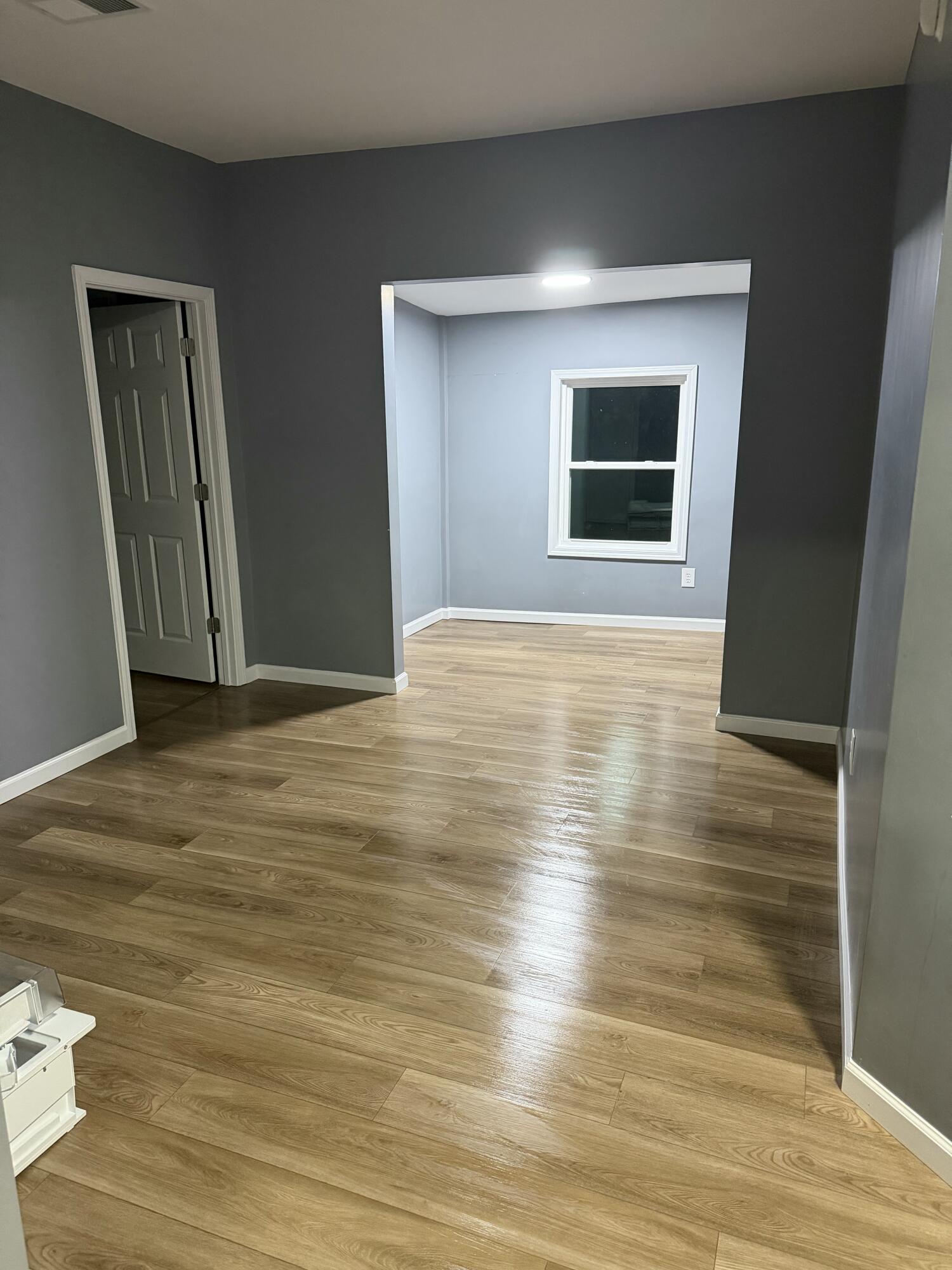226 E Office Street Property Photo 3
