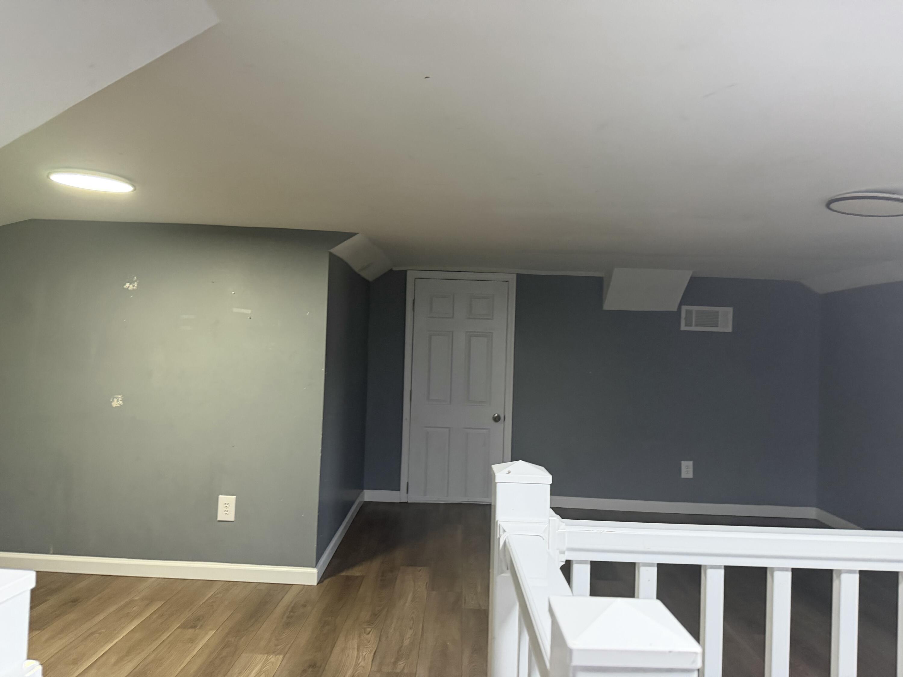 226 E Office Street Property Photo 8